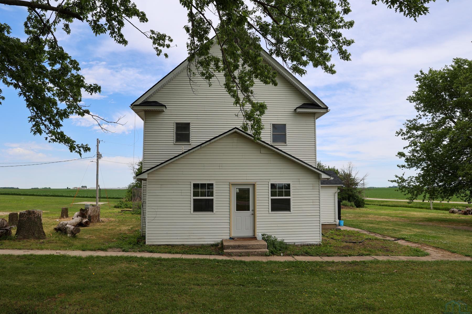 2099 550th St, Albert City, IA 50510 