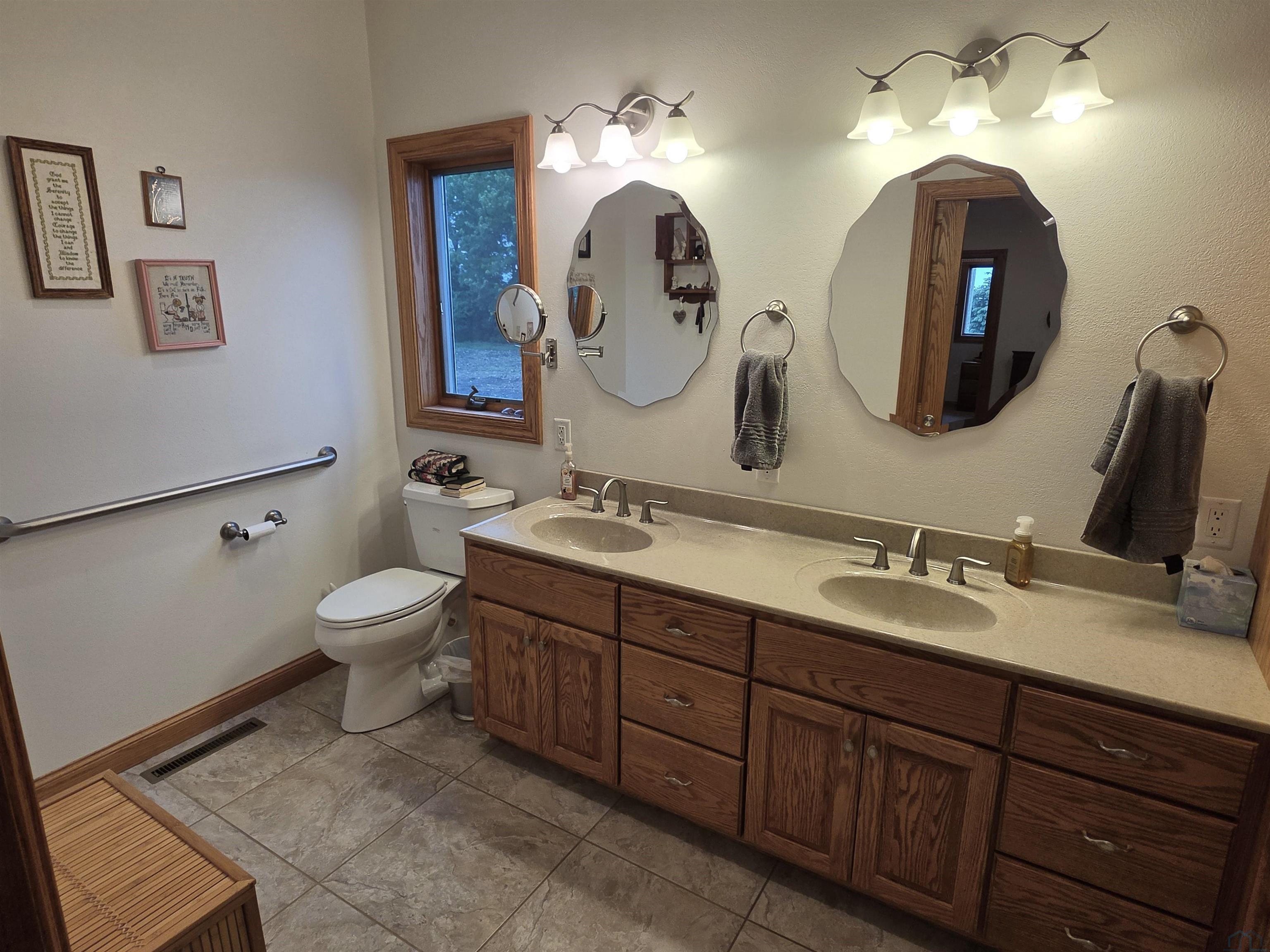 MLS #833463