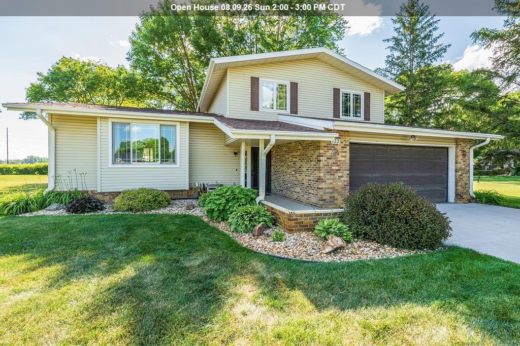 122 Pioneer Valley Dr, Sergeant Bluff, IA 51054 