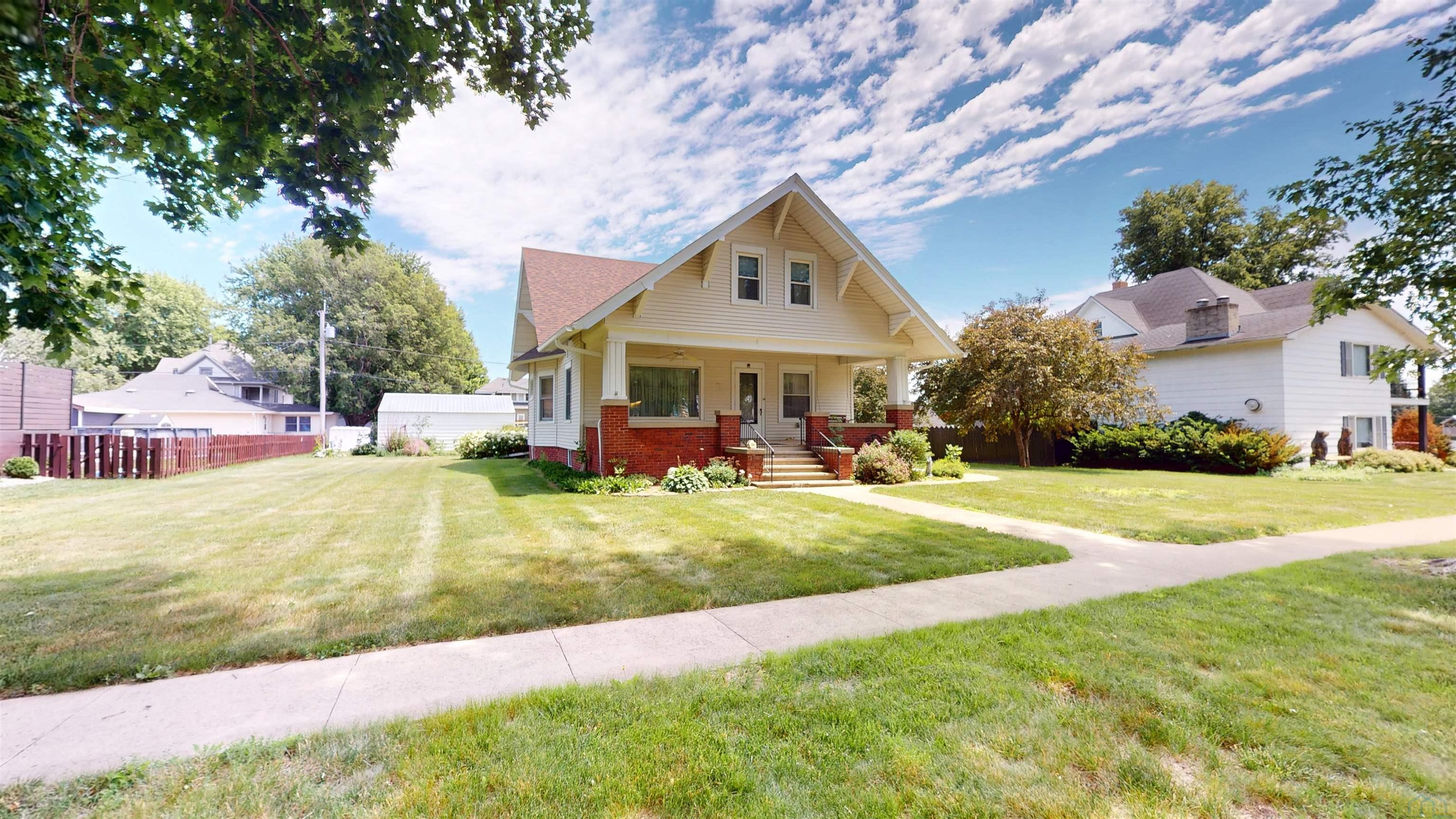 310 S Lubeck St., Holstein, Northwest Iowa — photo 2
