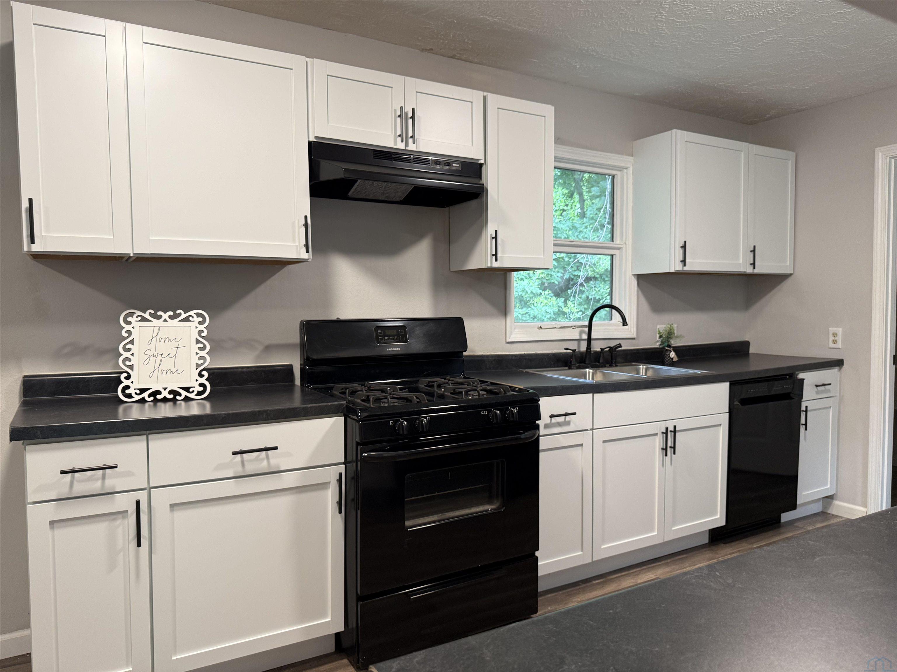 MLS #833483