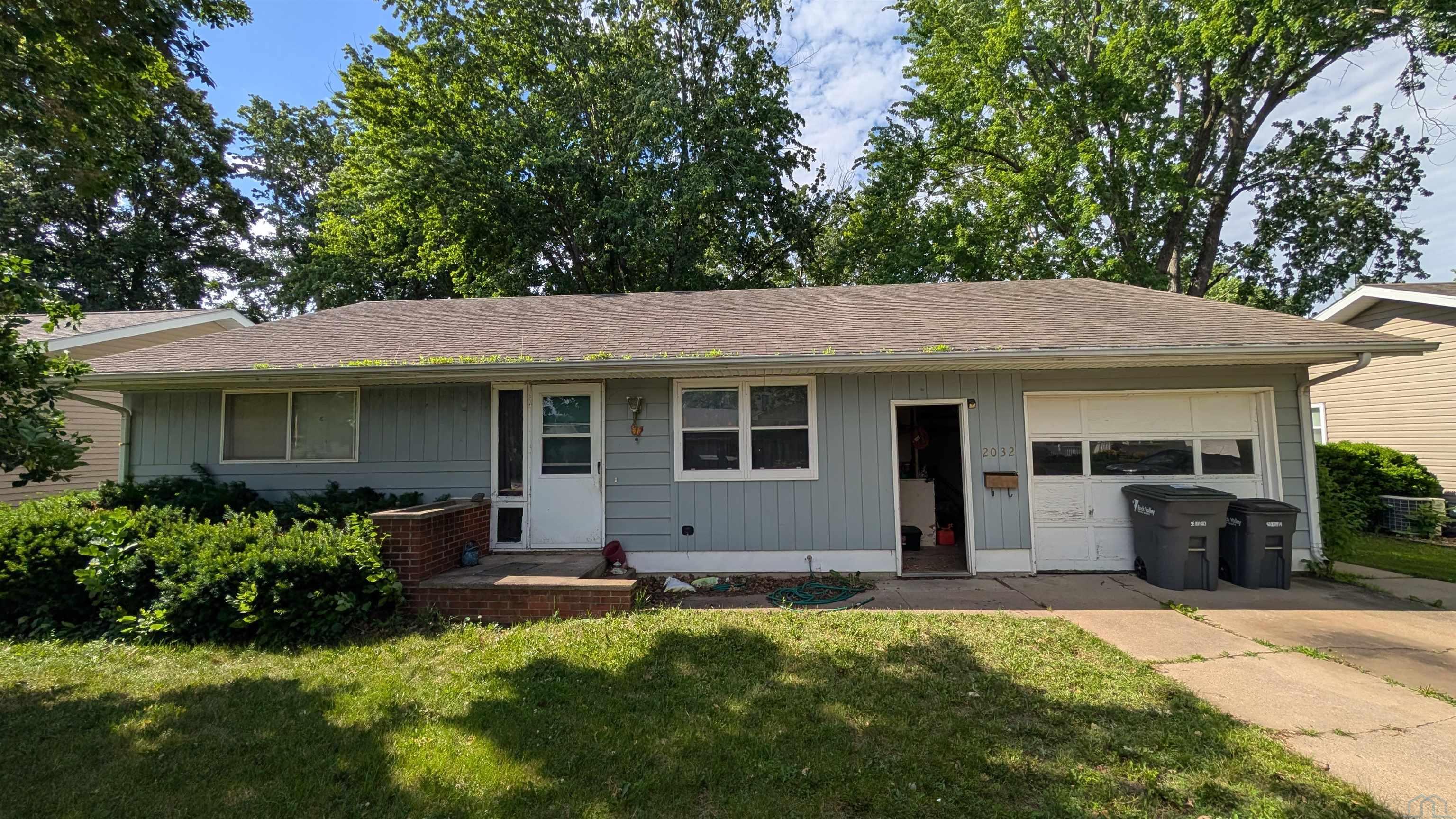 2032 12TH ST						  						 , Rock Valley						 , IA						  51247						  