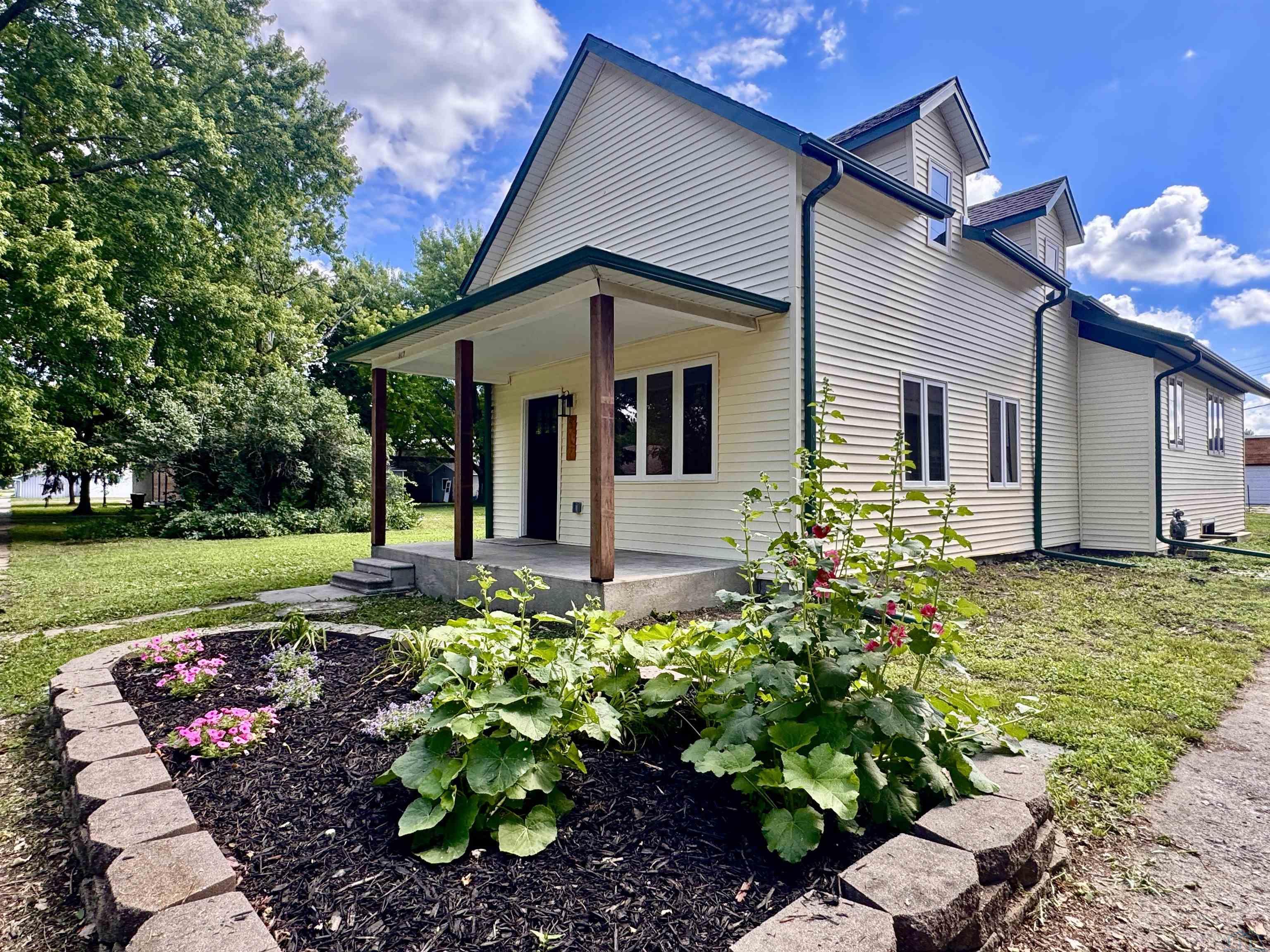 917 11th Street, Onawa, IA 51040 