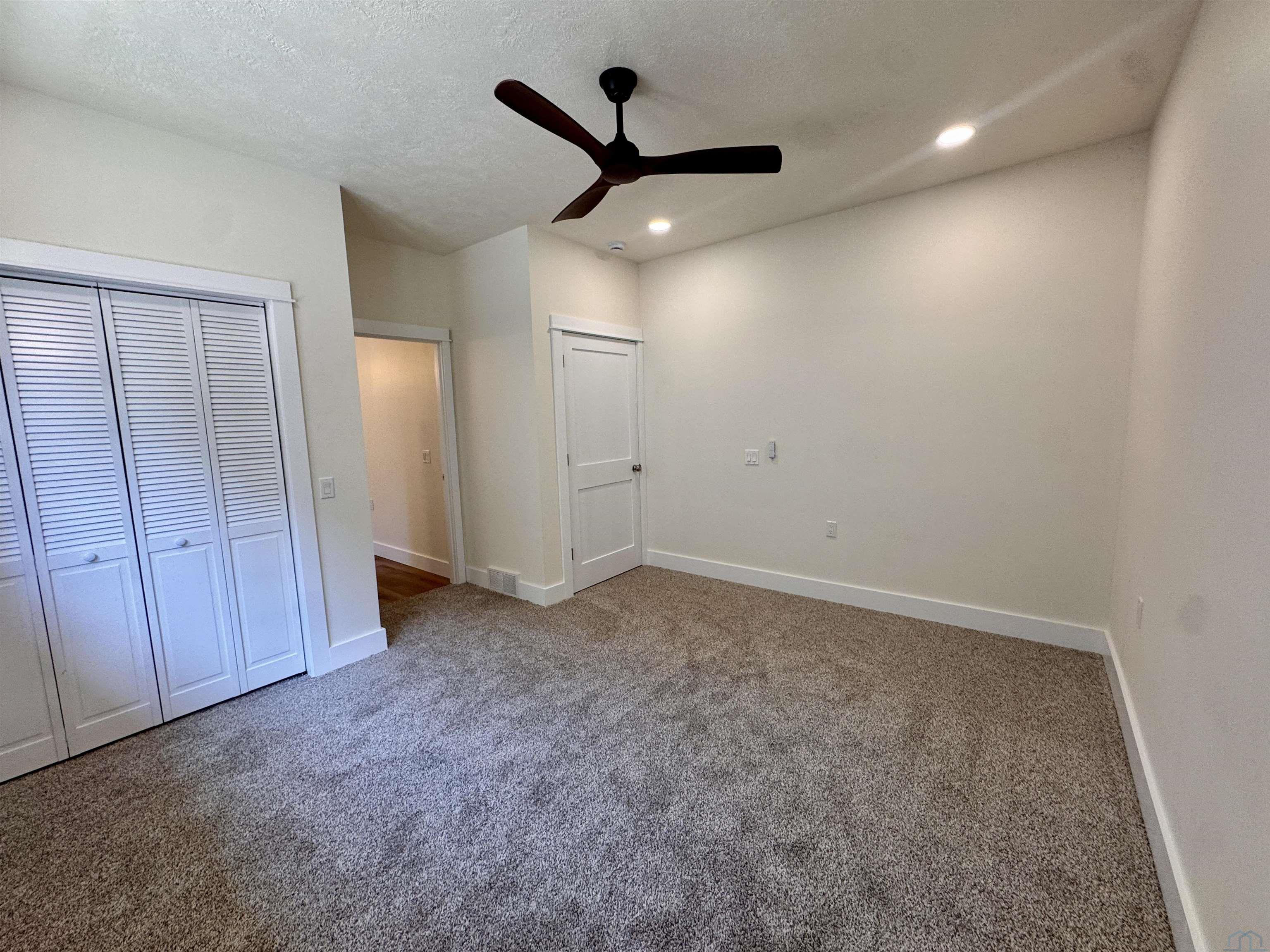 MLS #833503