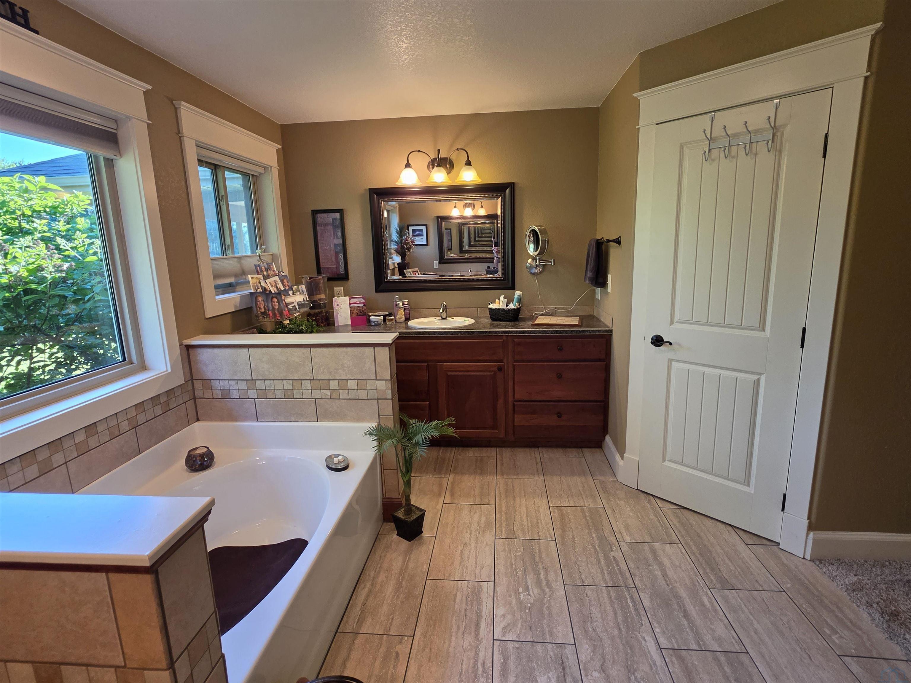 MLS #833519
