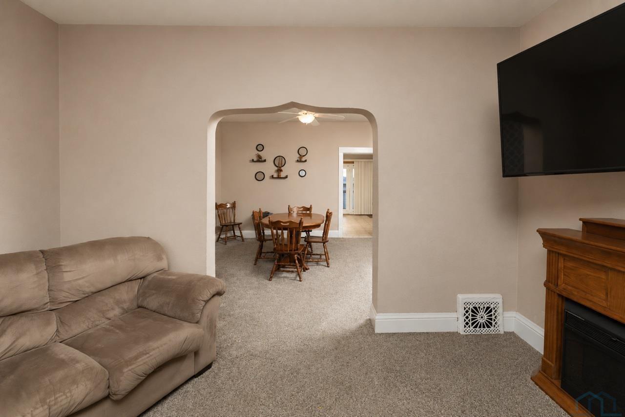 MLS #833530
