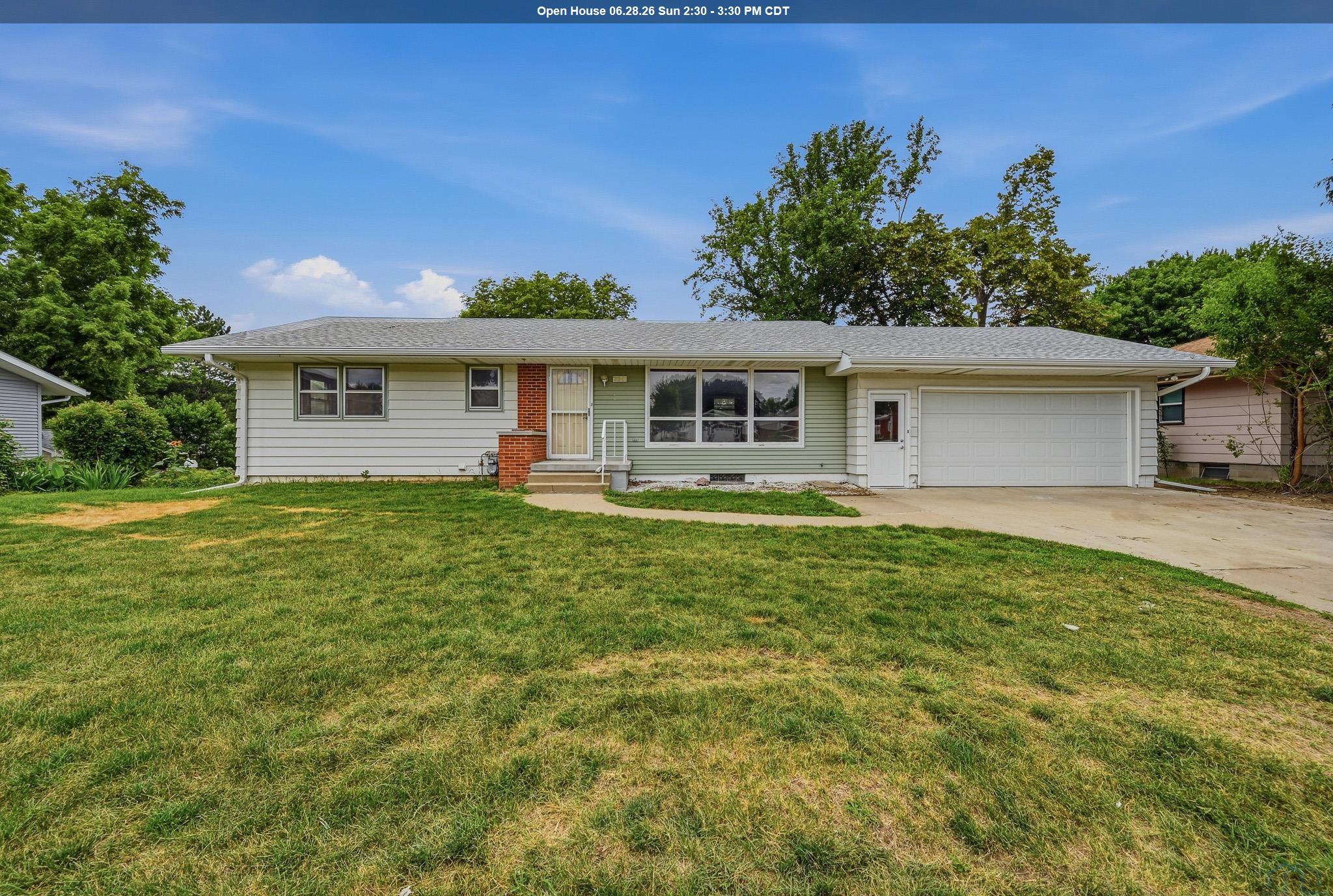 3311 Lakeport S, Sioux City, IA 51106 
