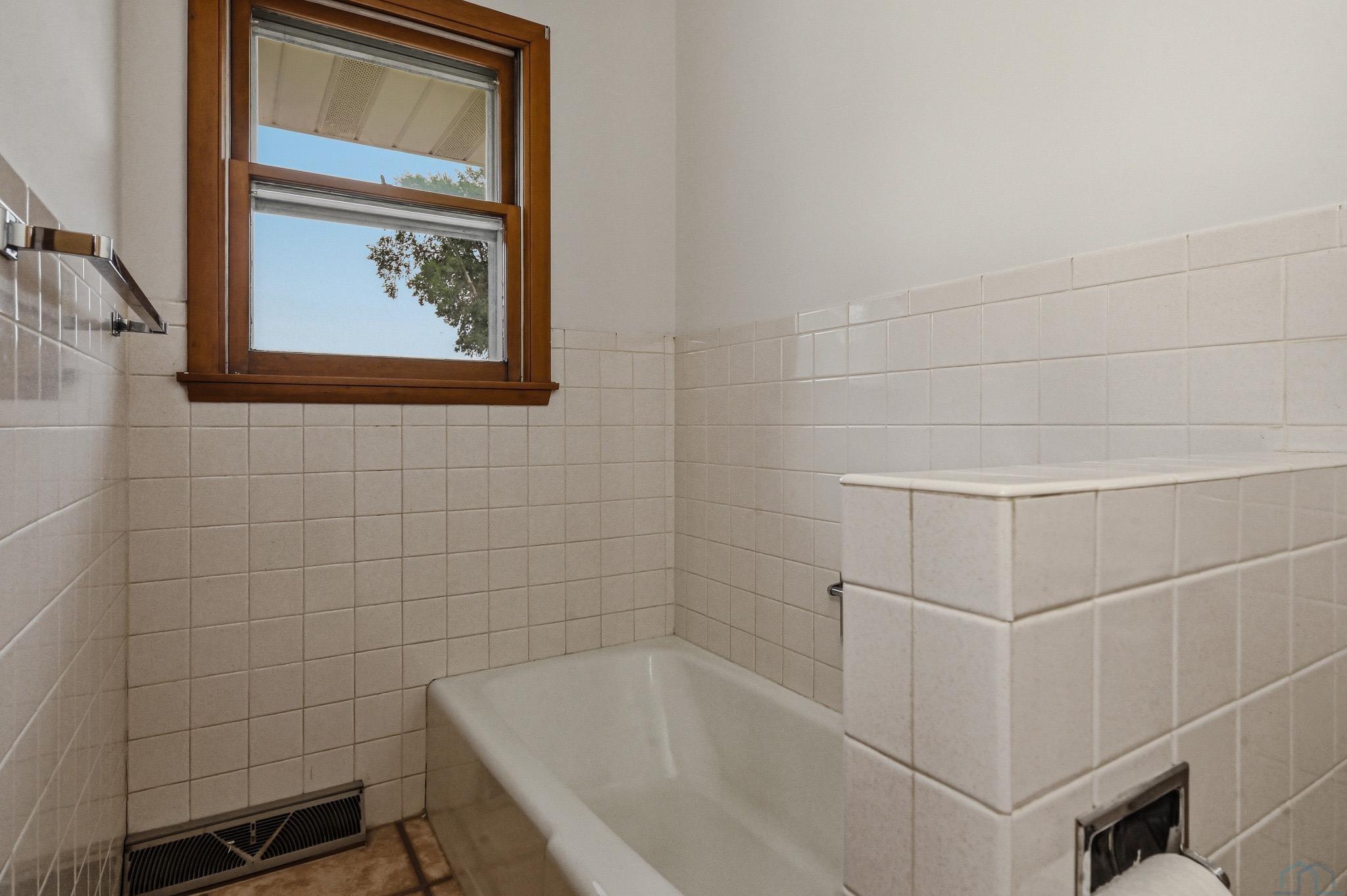 MLS #833538