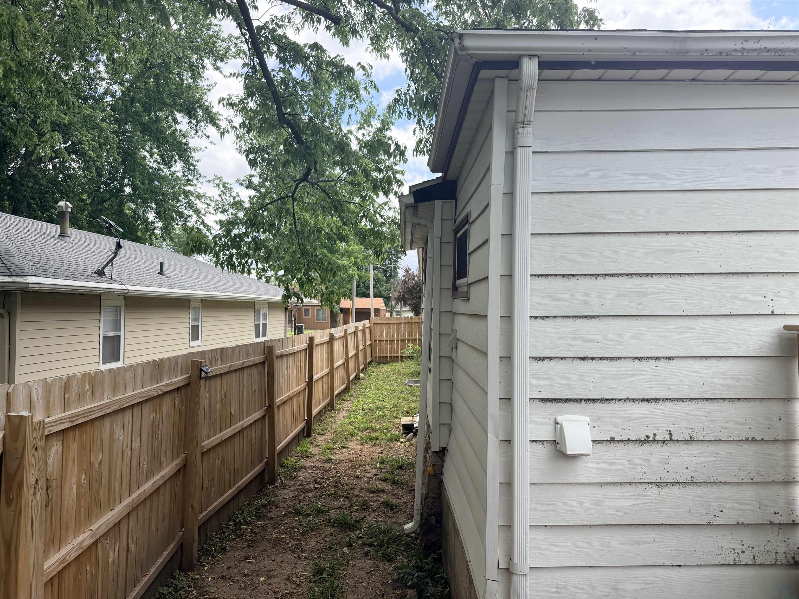 MLS #833541