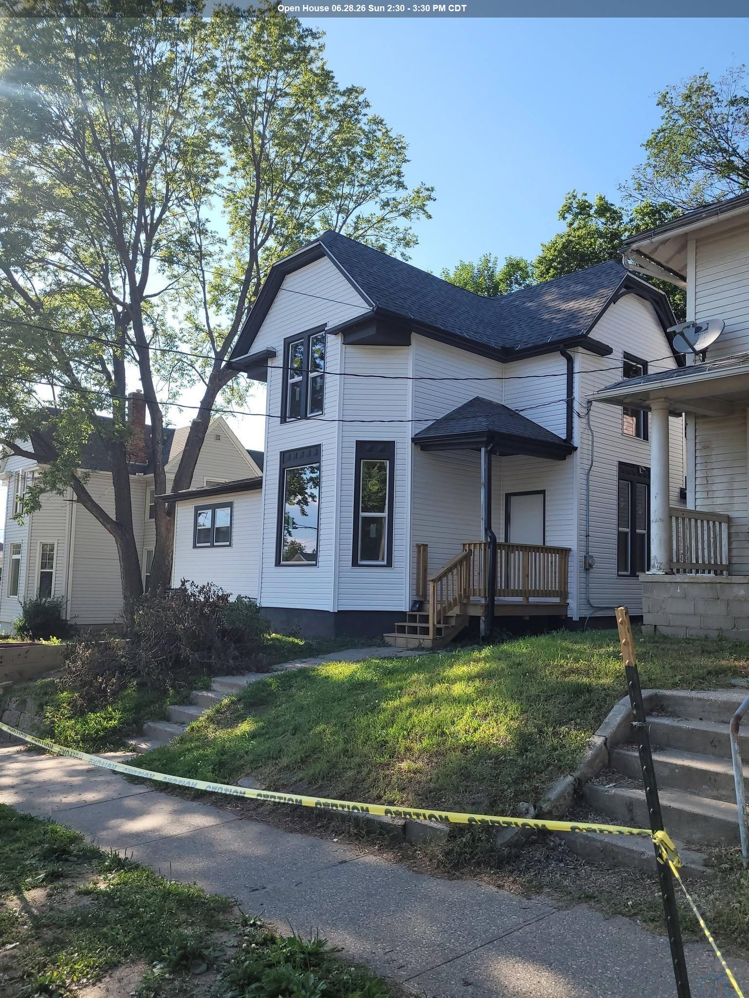 105 14th Street, Sioux City, IA 51103 
