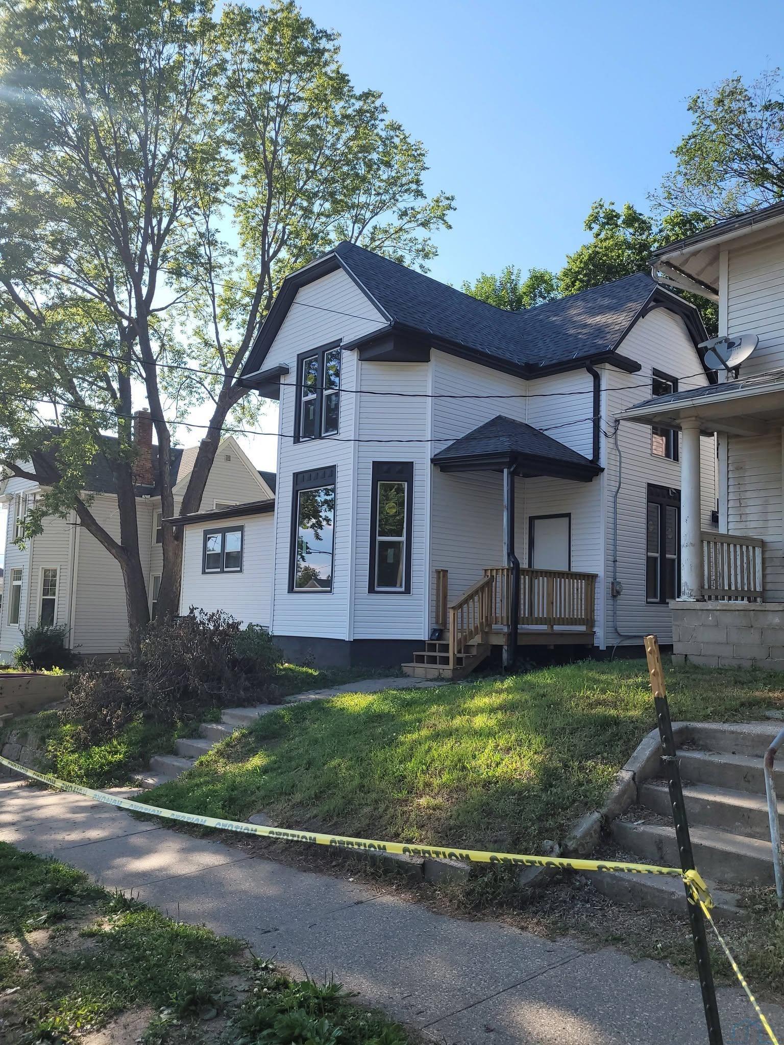 105 14th Street, Sioux City, IA 51103 