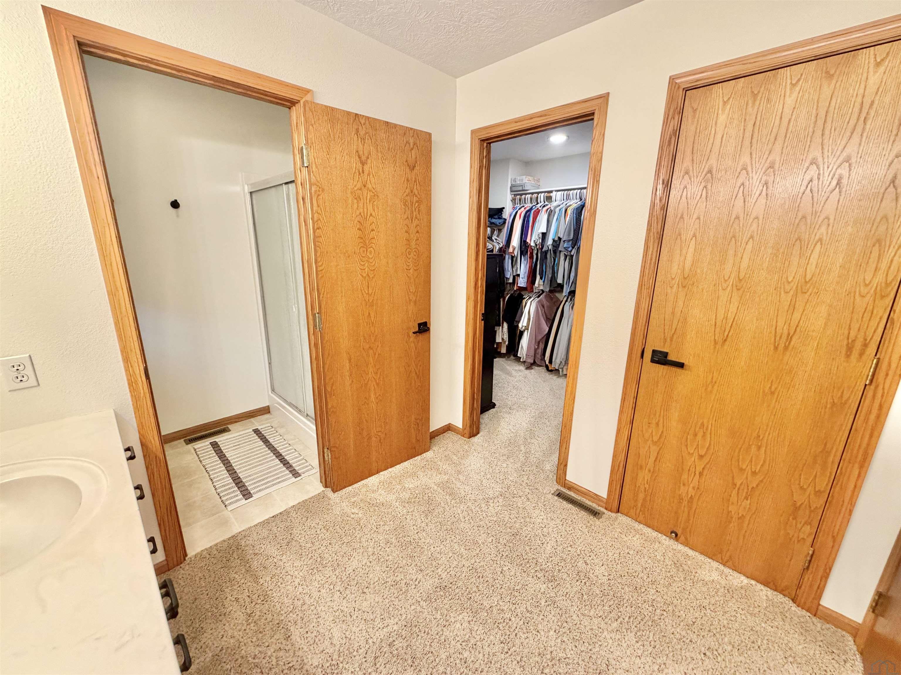 MLS #833550