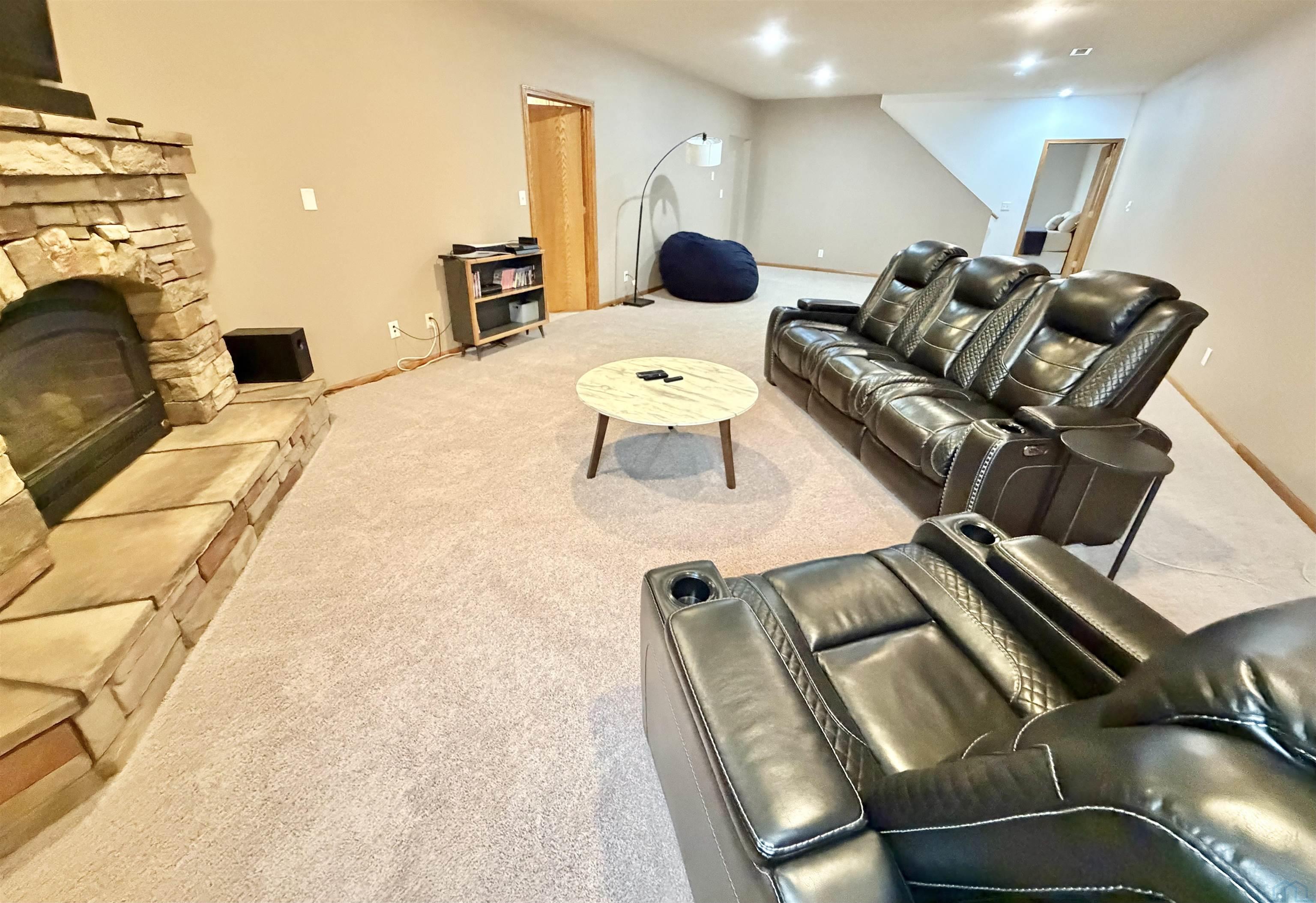 MLS #833550