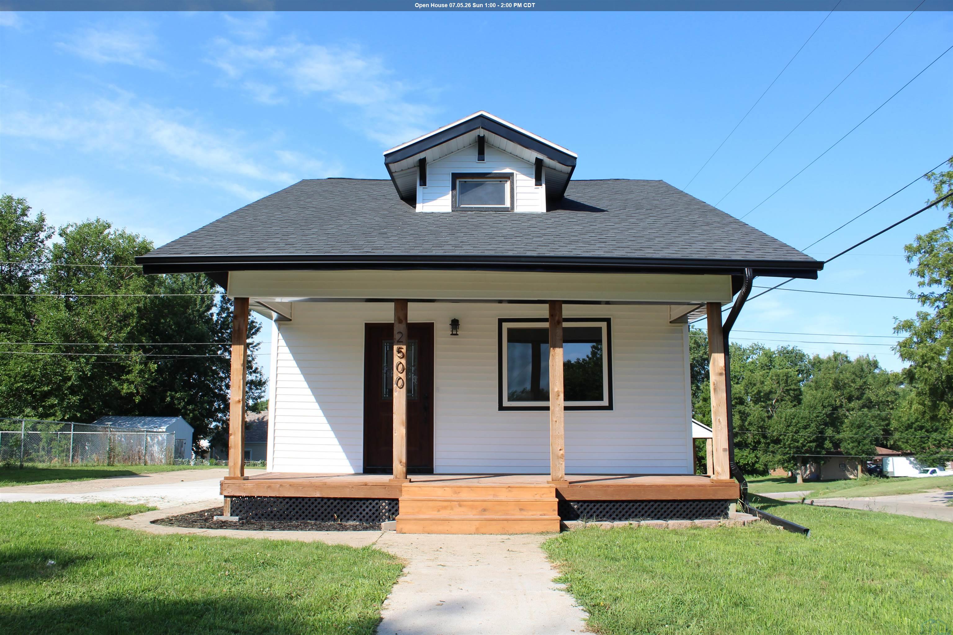 2500 SHIELDS AVE, Sioux City, IA 51106 