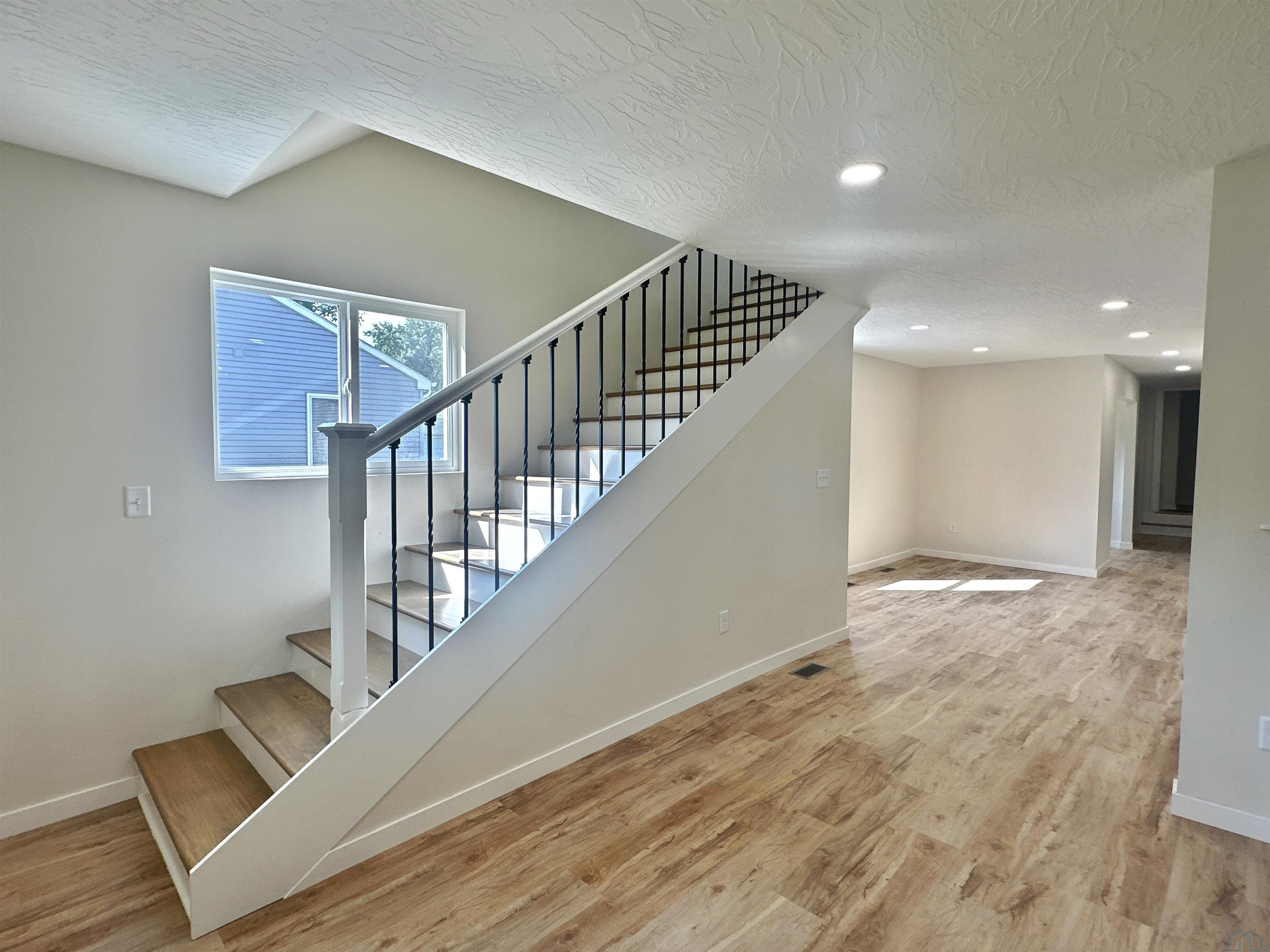 MLS #833552