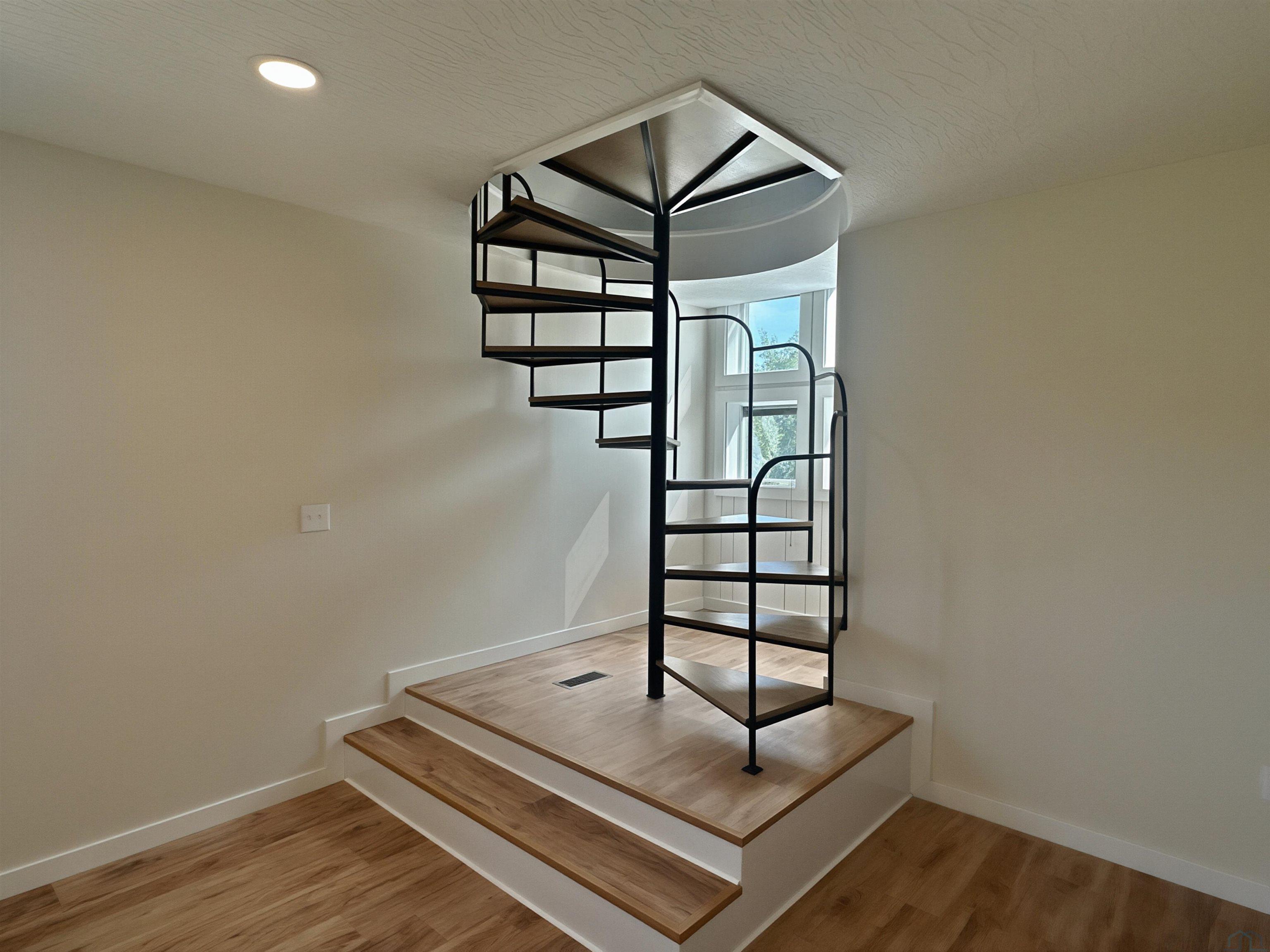 MLS #833552