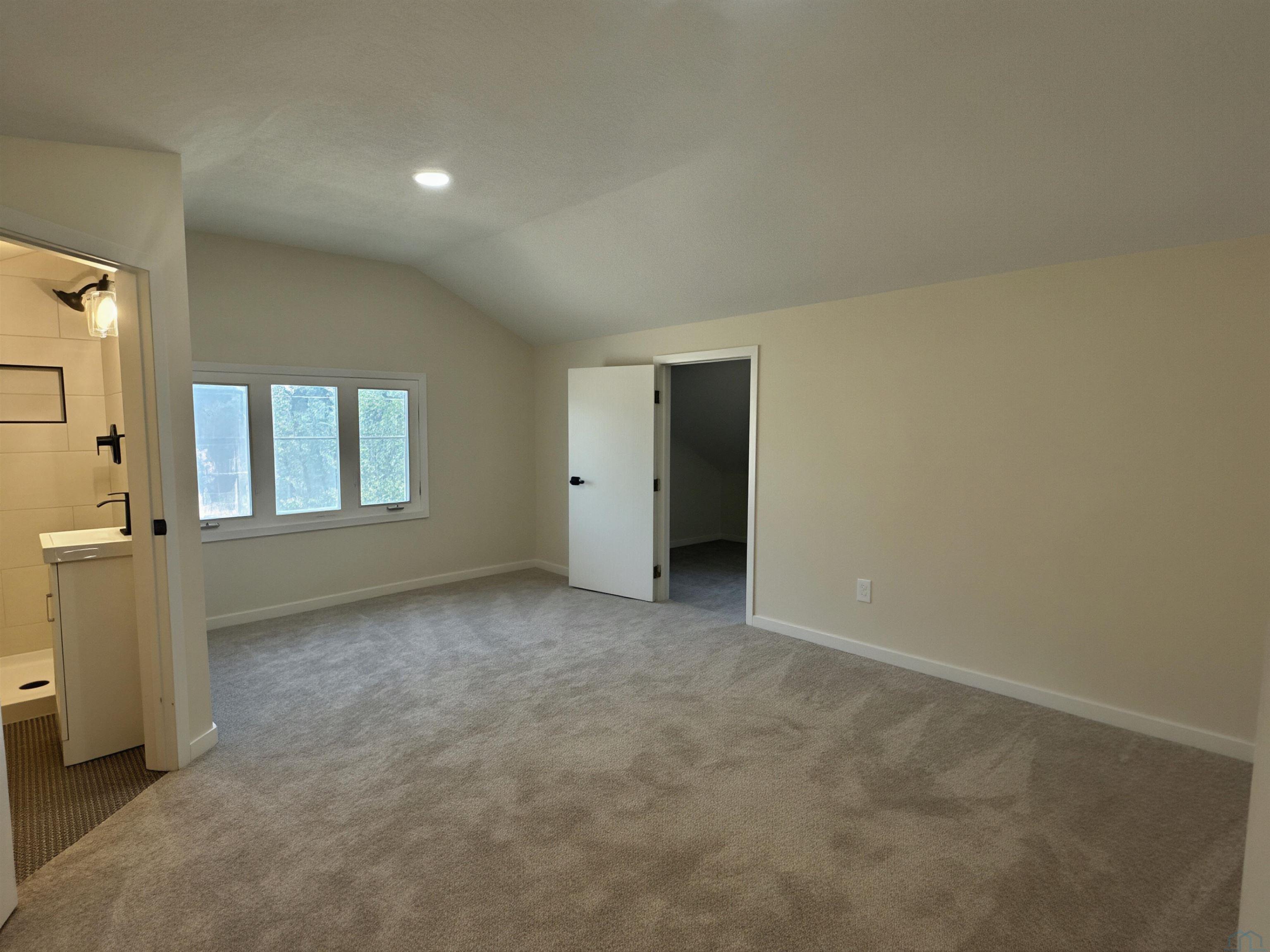 MLS #833552