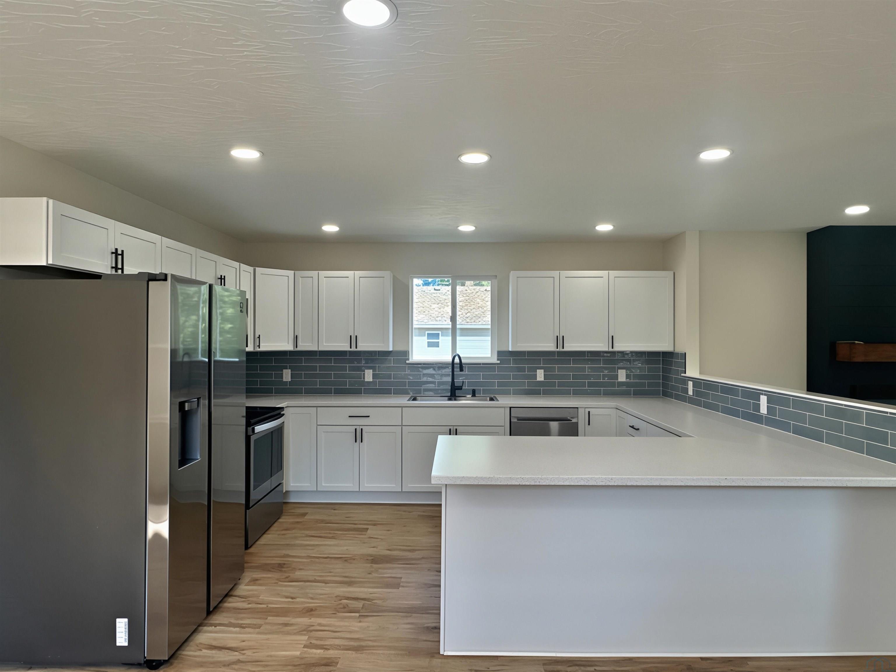 MLS #833552