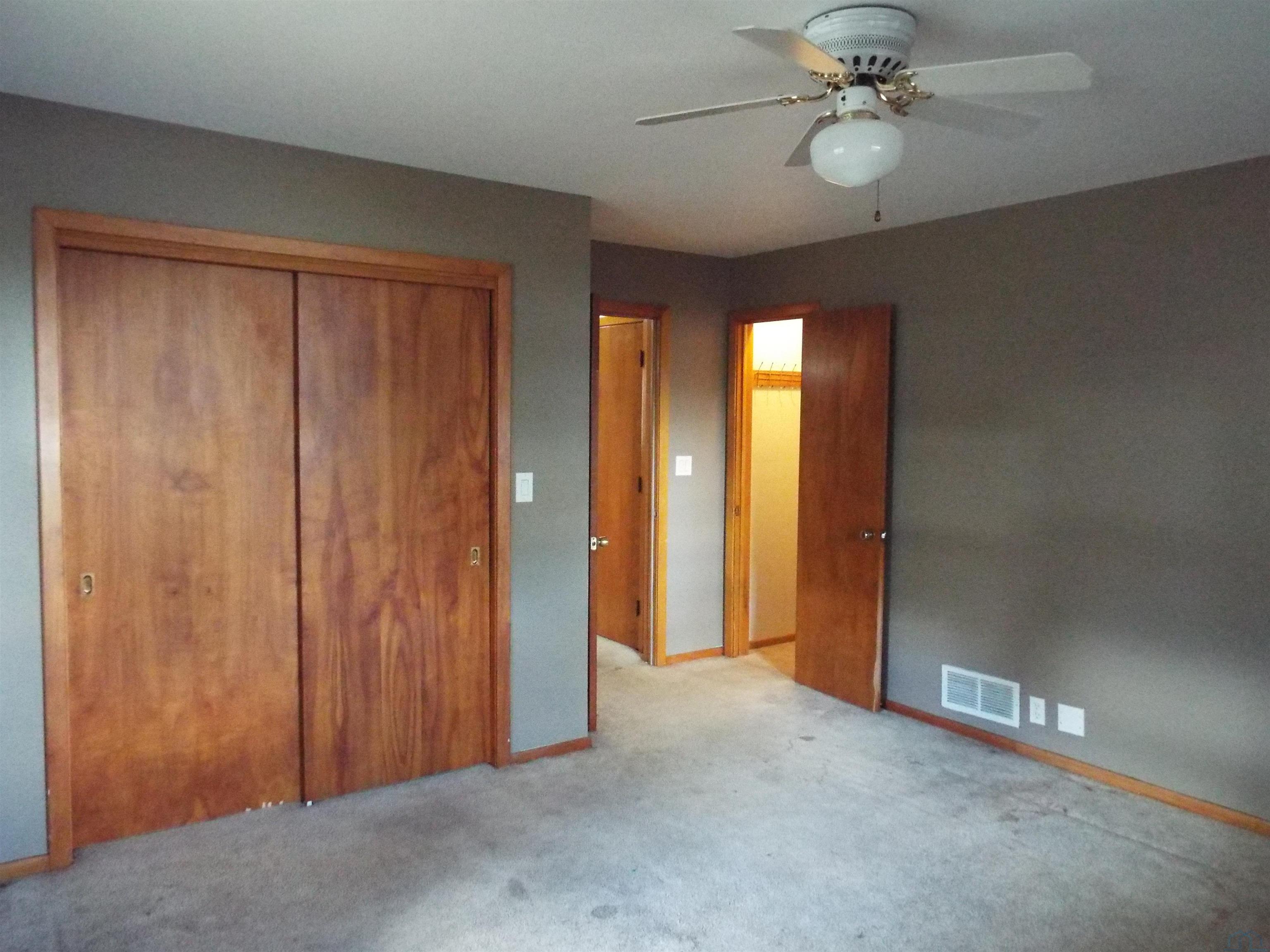 MLS #833555
