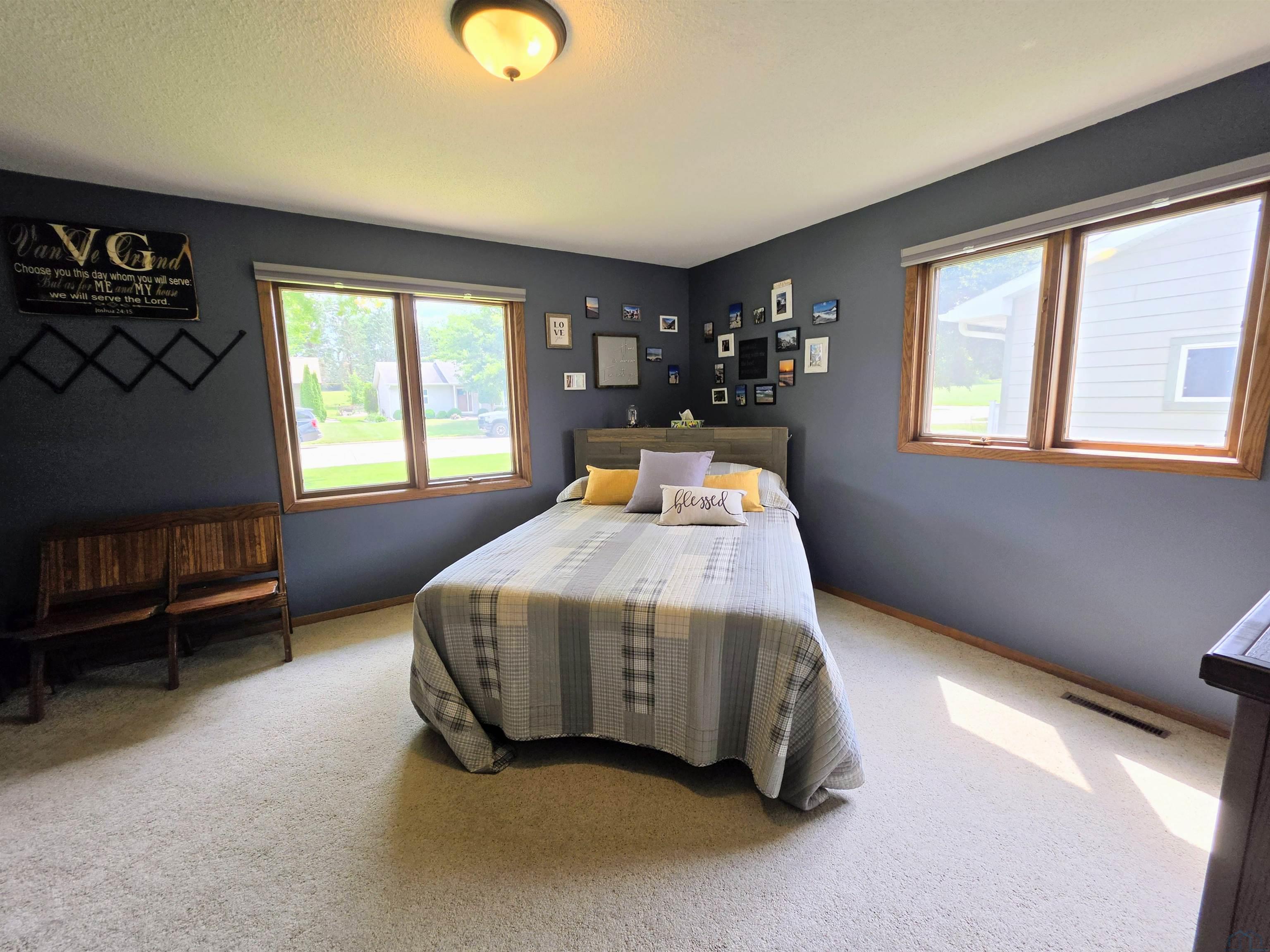 MLS #833560