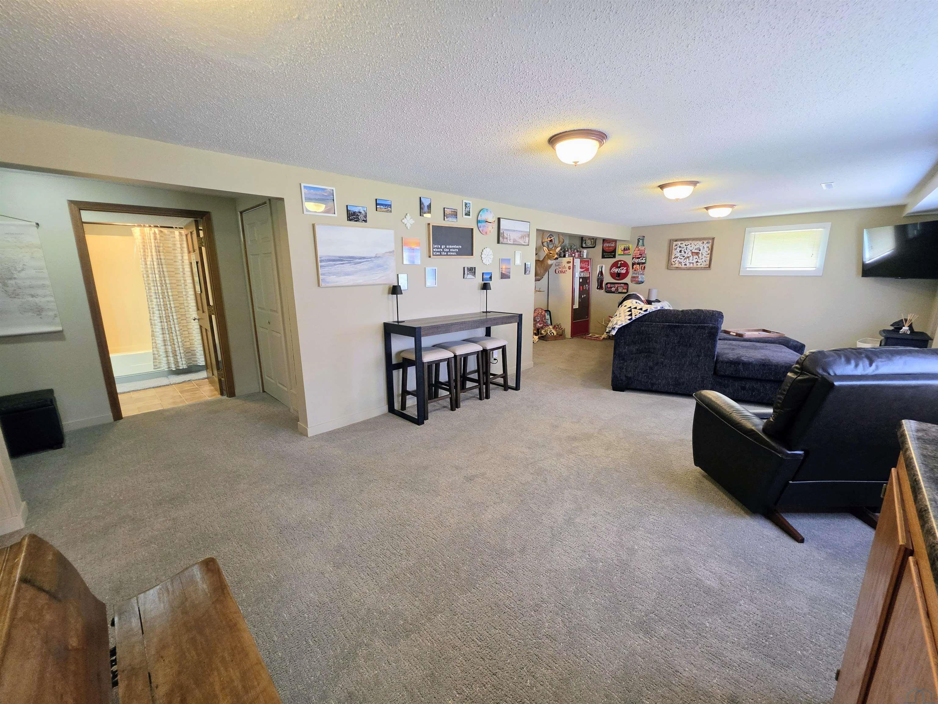 MLS #833560