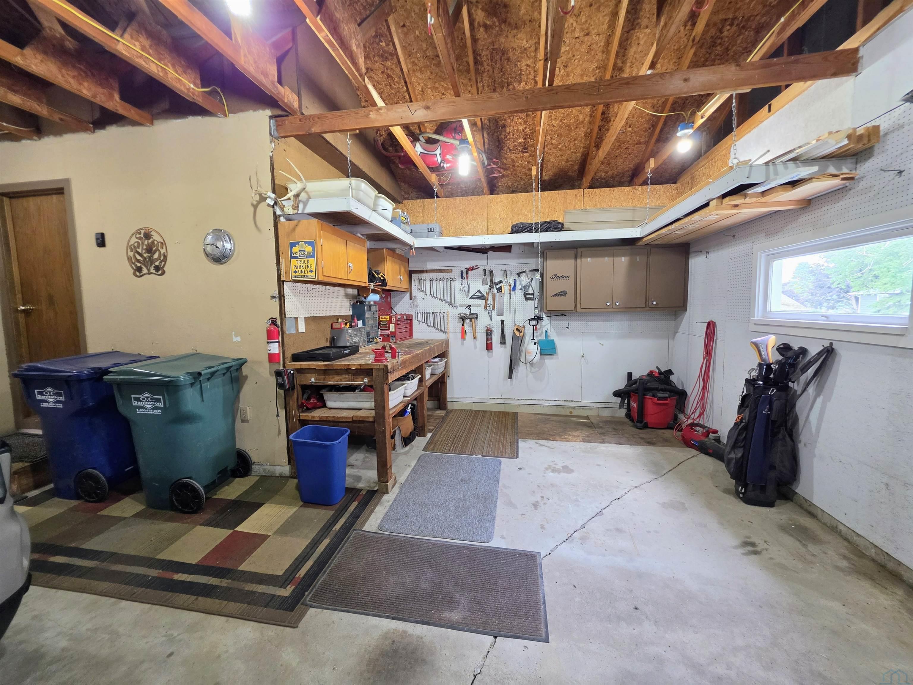MLS #833560