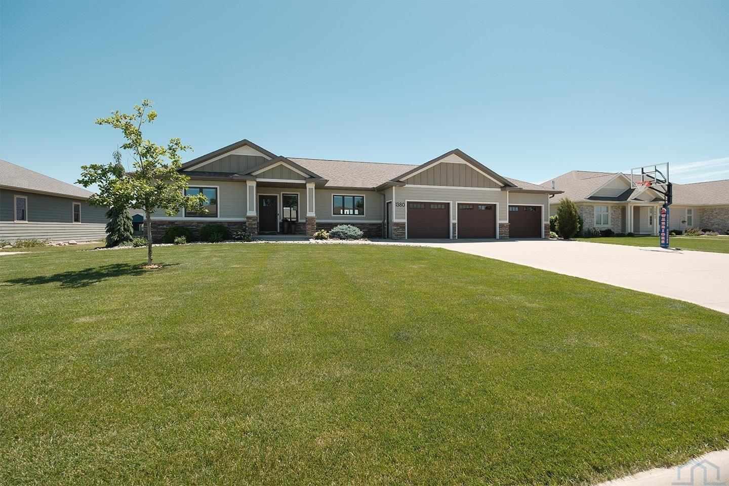 1380 8th Avenue SE						  						 , Sioux Center						 , IA						  51250						  