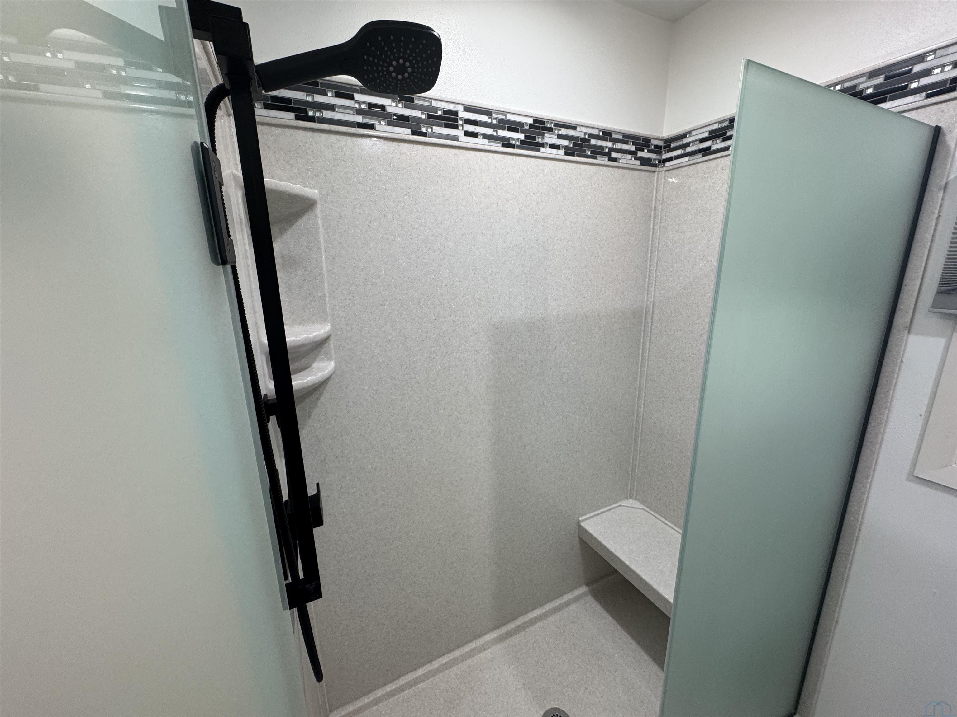 MLS #833566