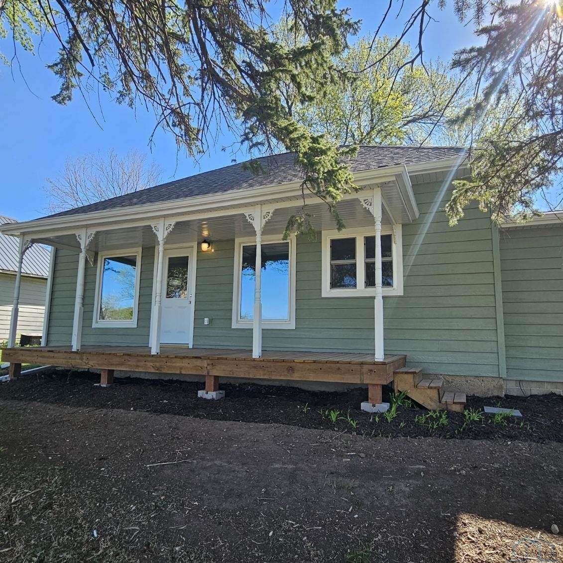 304 Walnut St, Maskell, NE 68751 