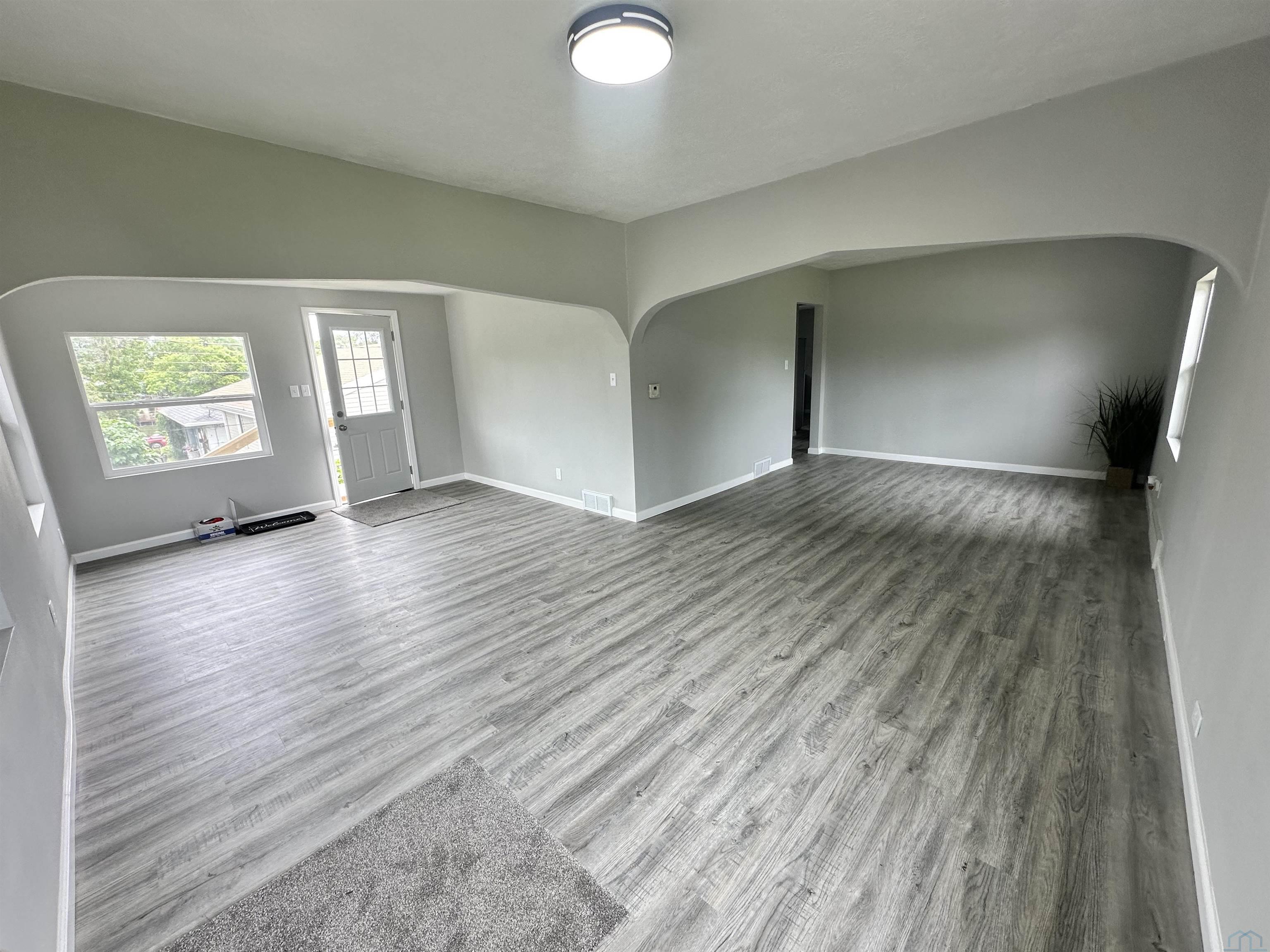 MLS #833570