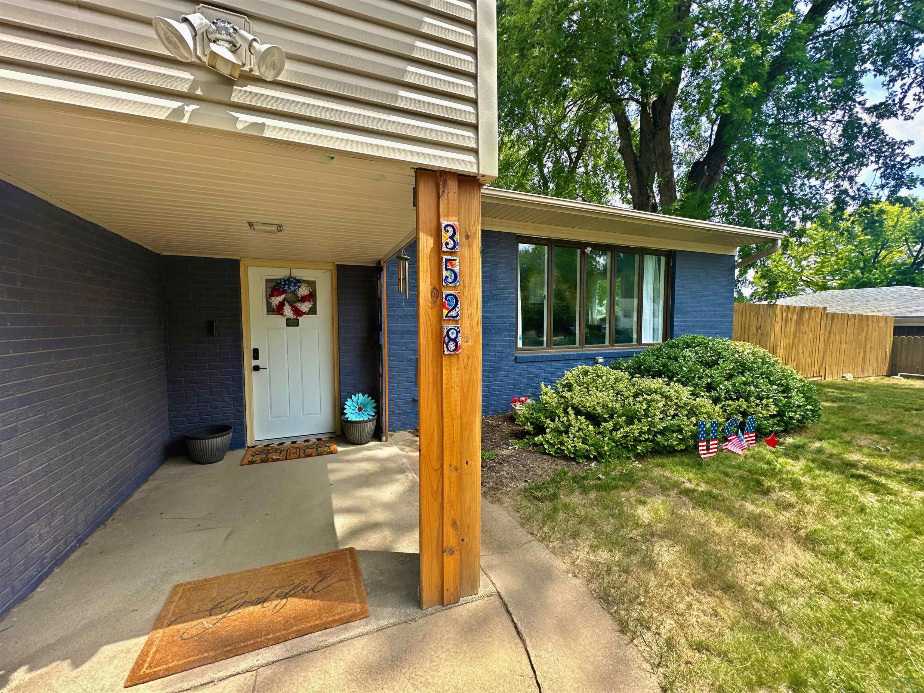 MLS #833578