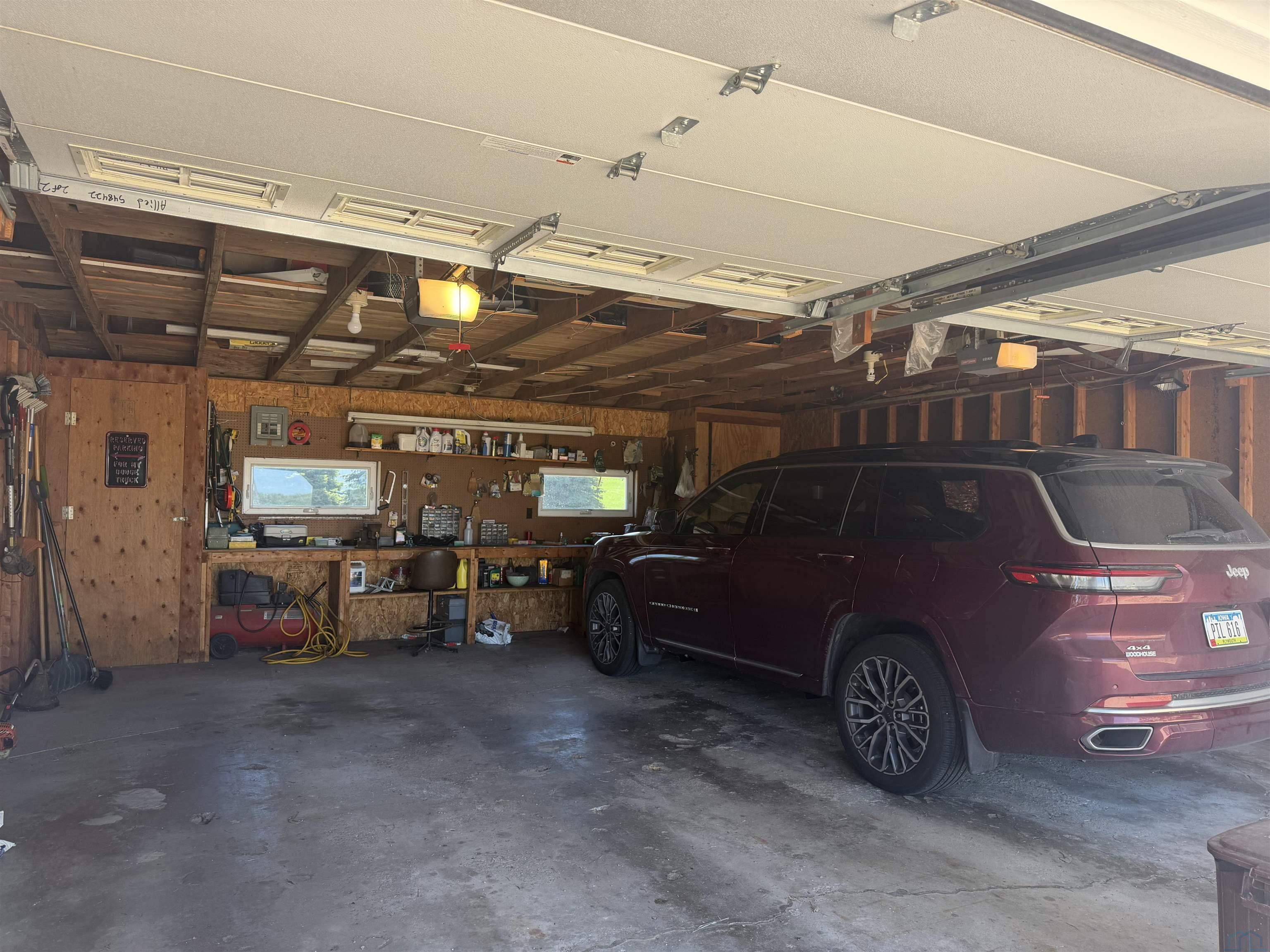 MLS #833580