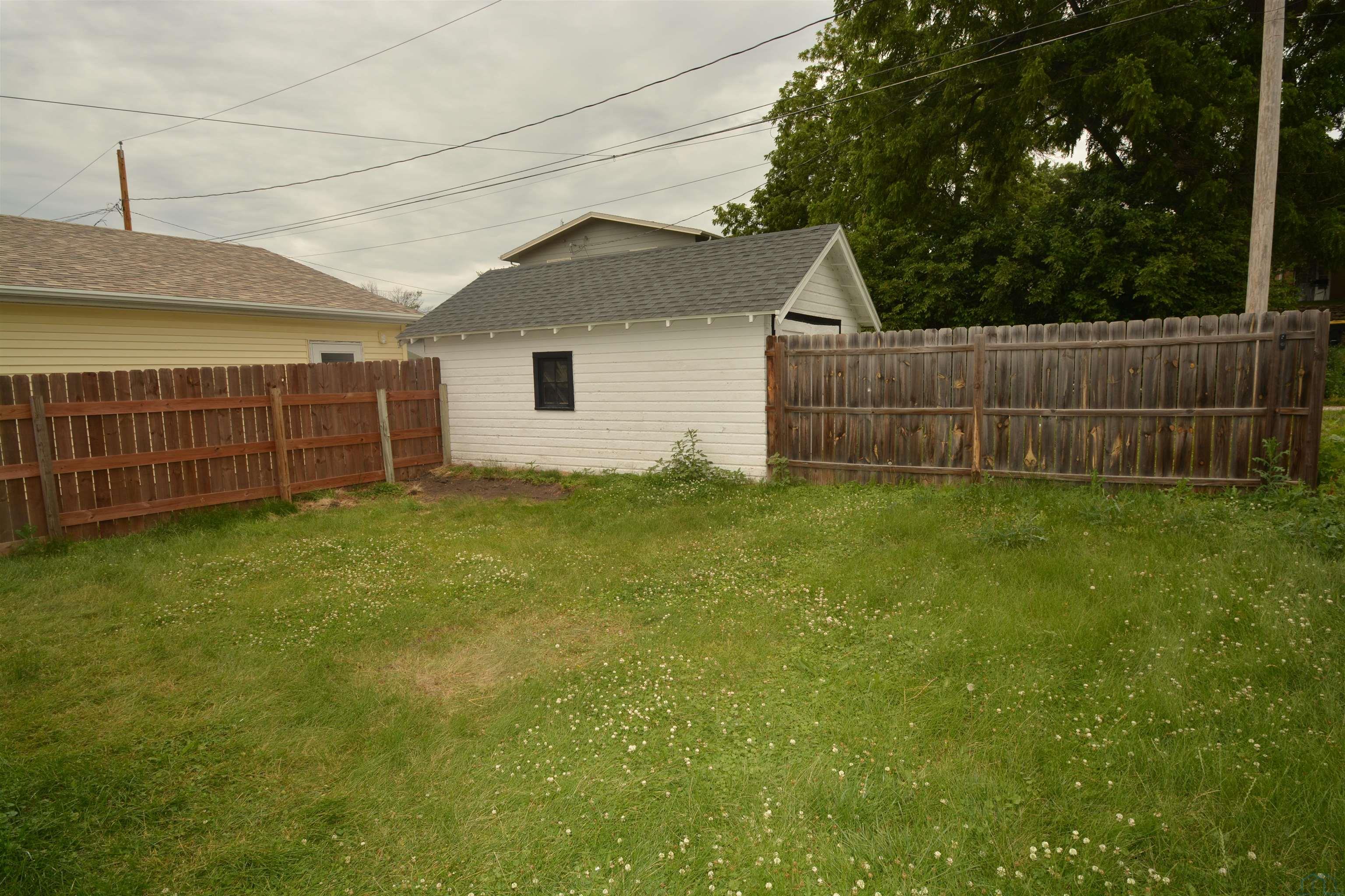 MLS #833596