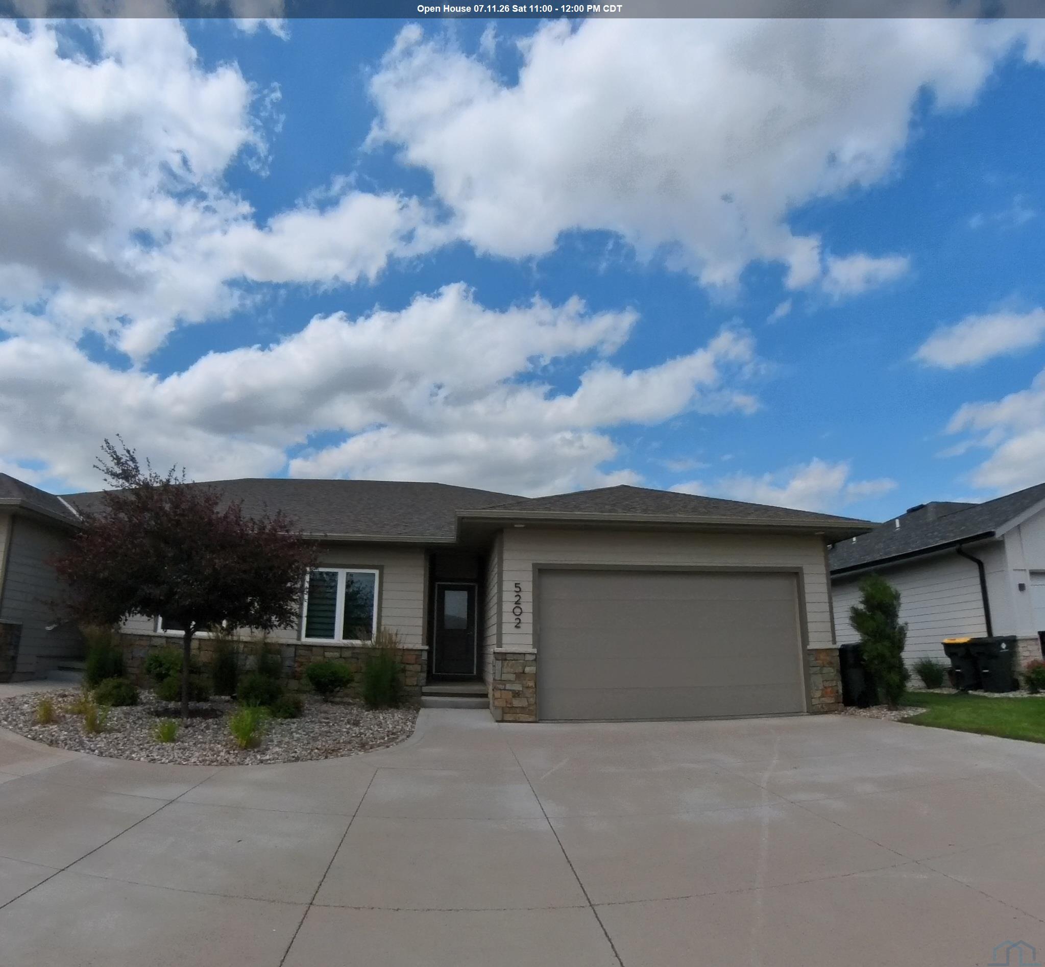 5202 Lynx Ct, Sioux City, IA 51106 