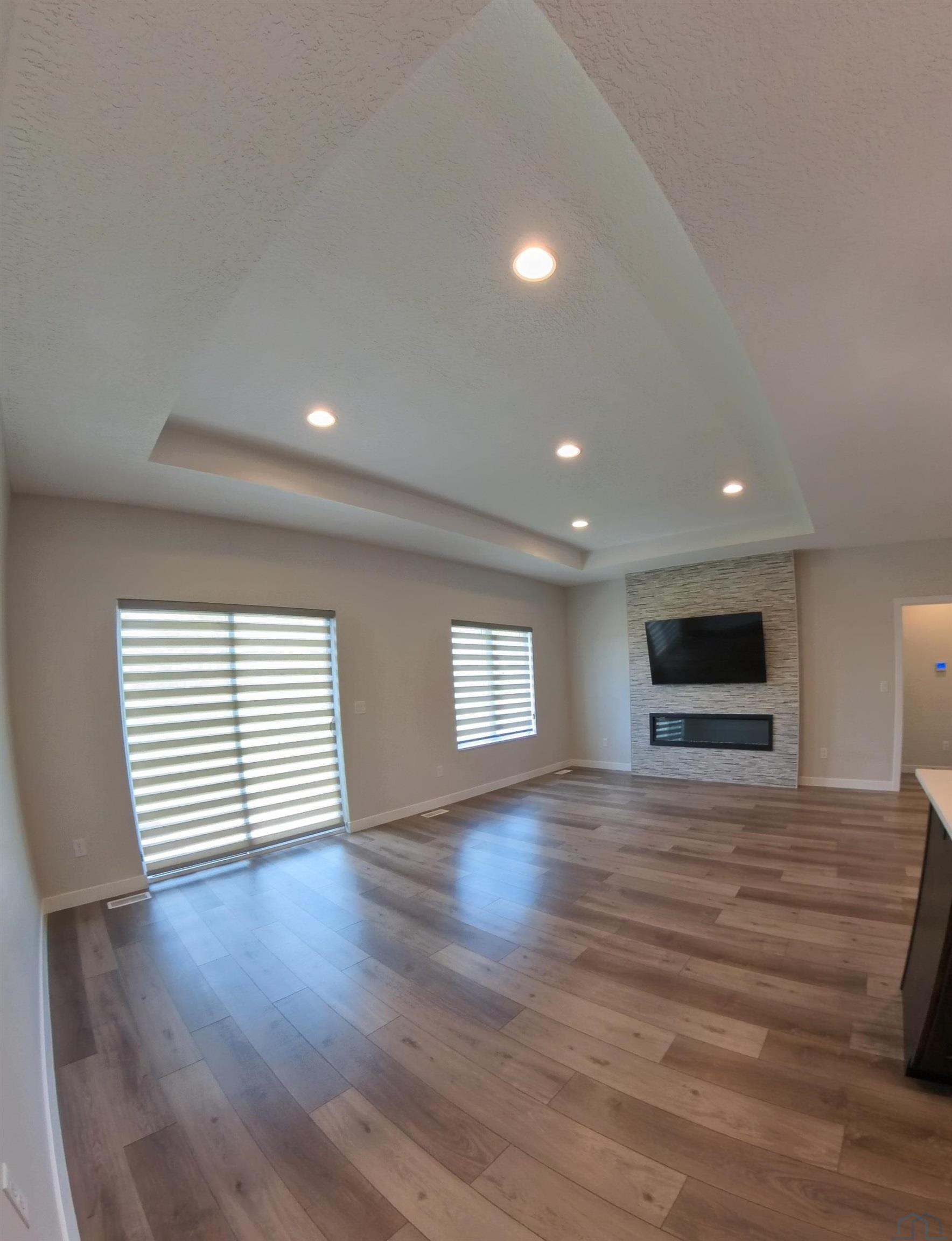 MLS #833598