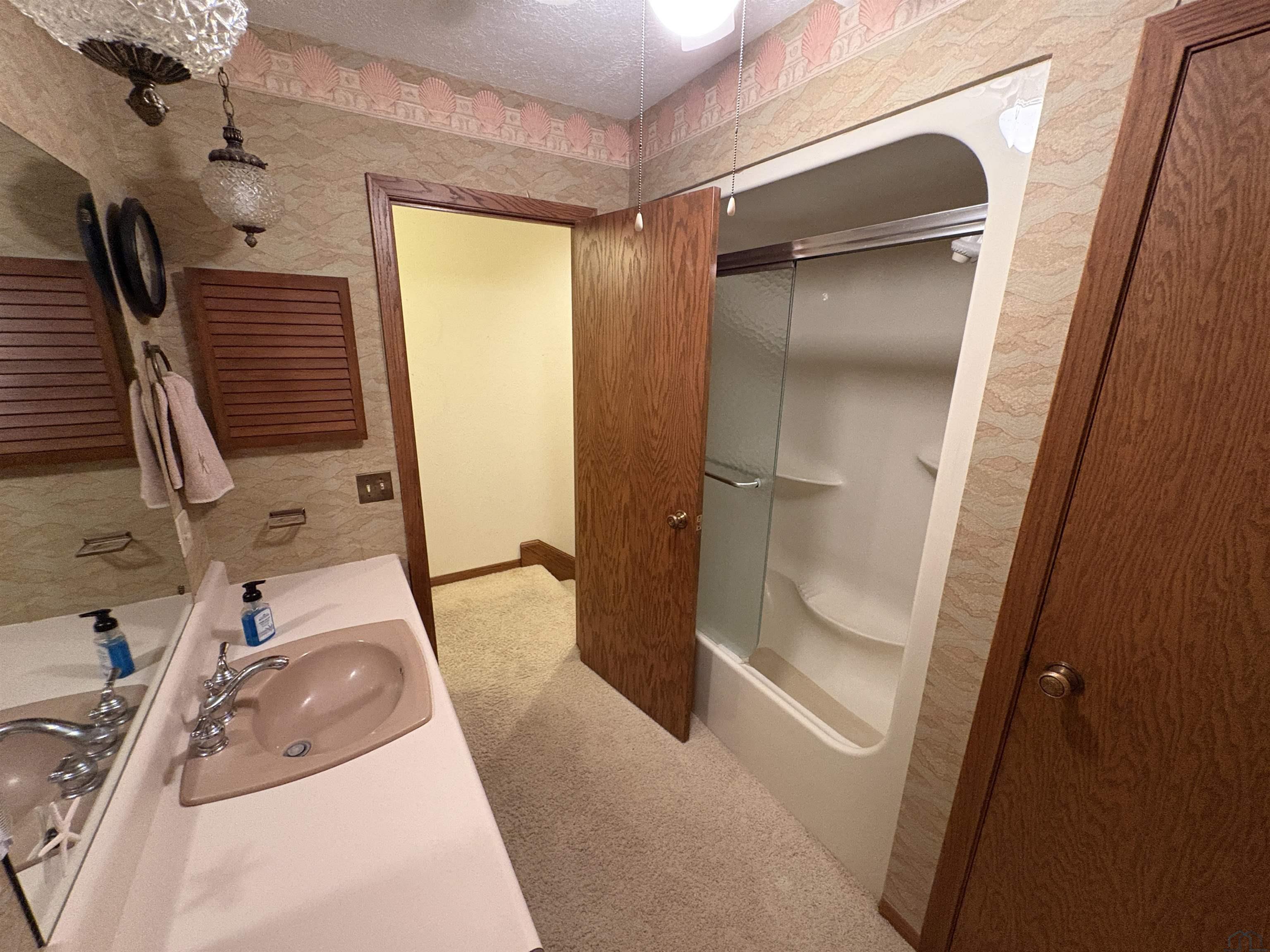 MLS #833600