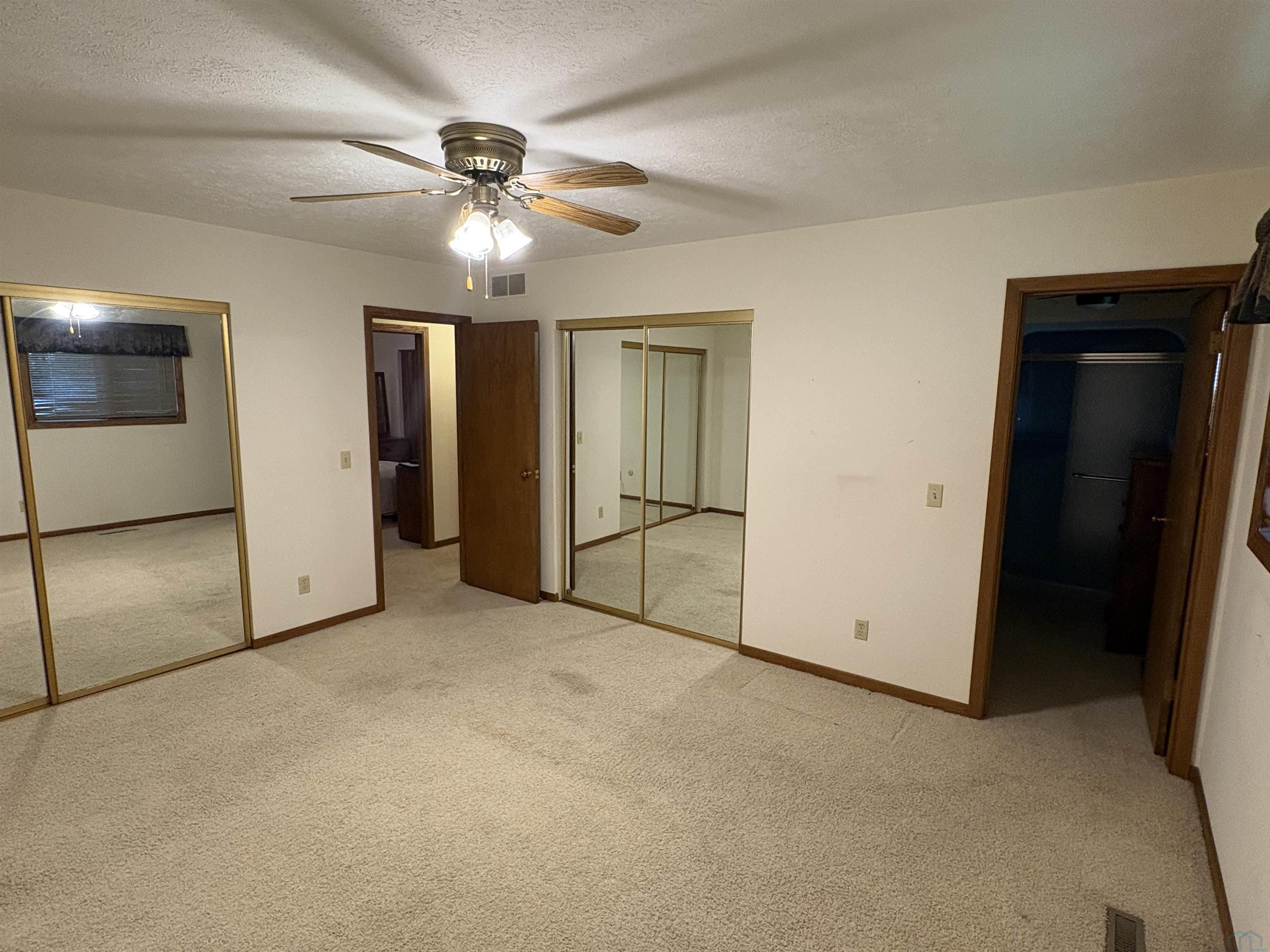 MLS #833600
