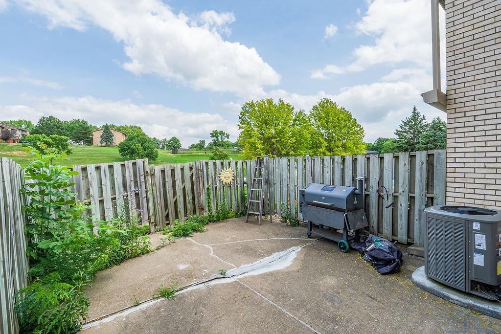 MLS #833612