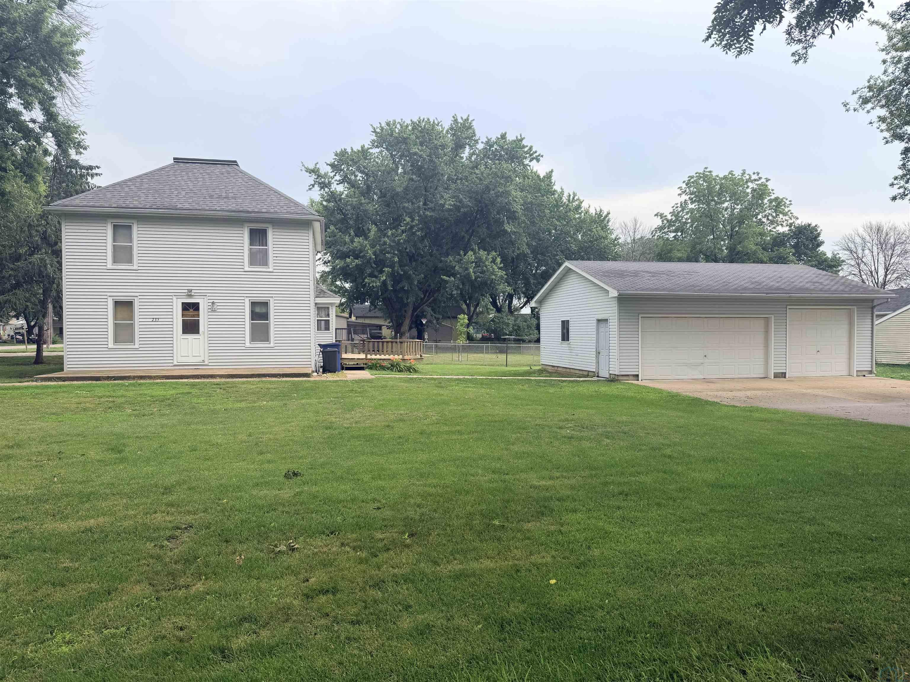 235 Williams, Merrill, Northwest Iowa, photo 2