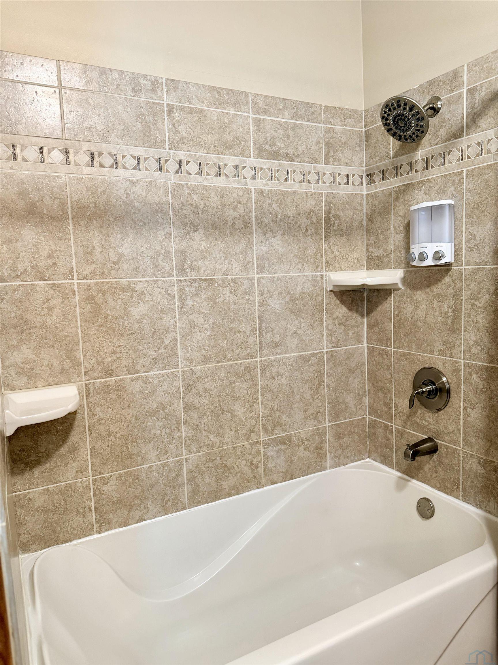 MLS #833619
