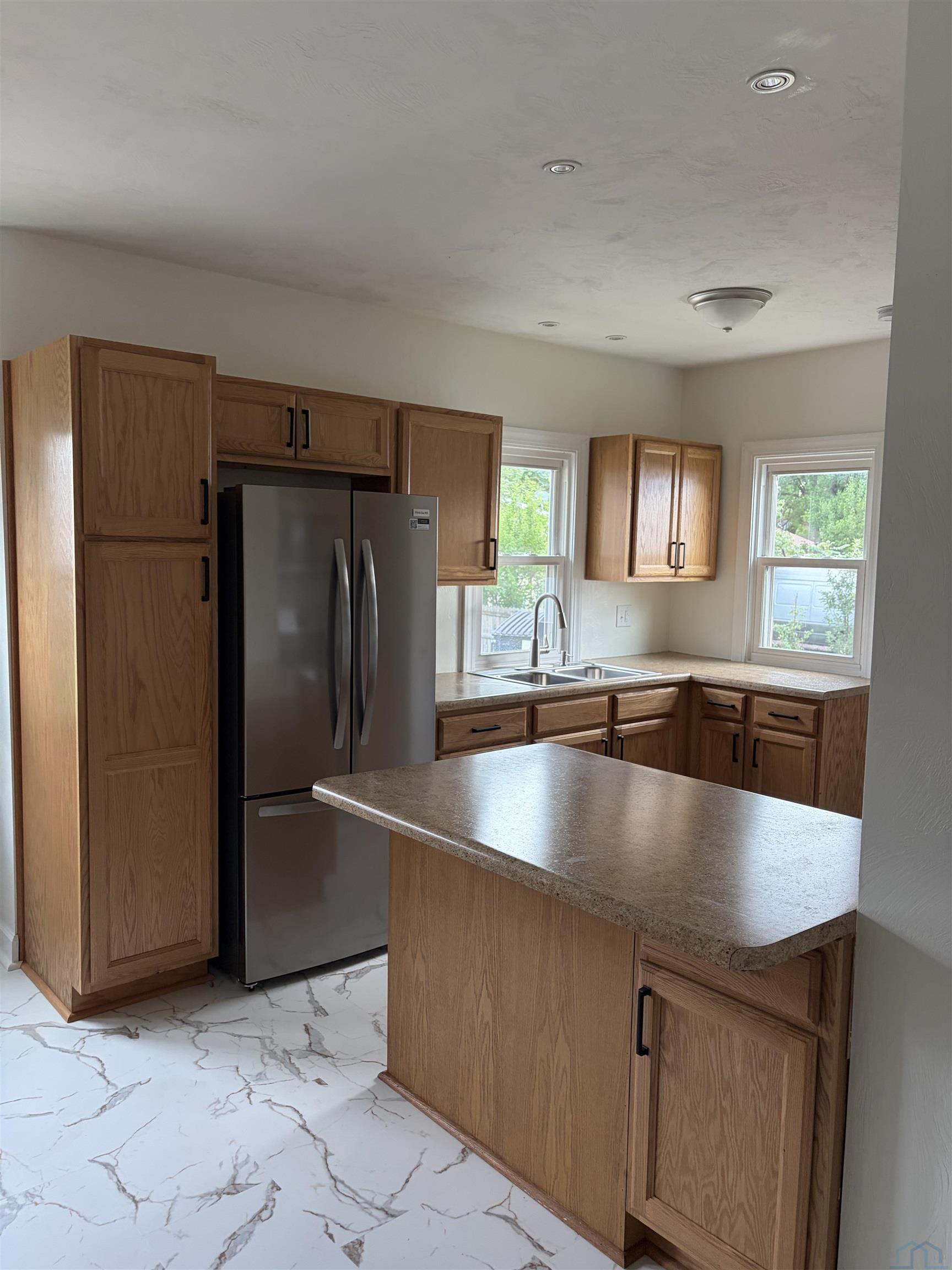MLS #833632