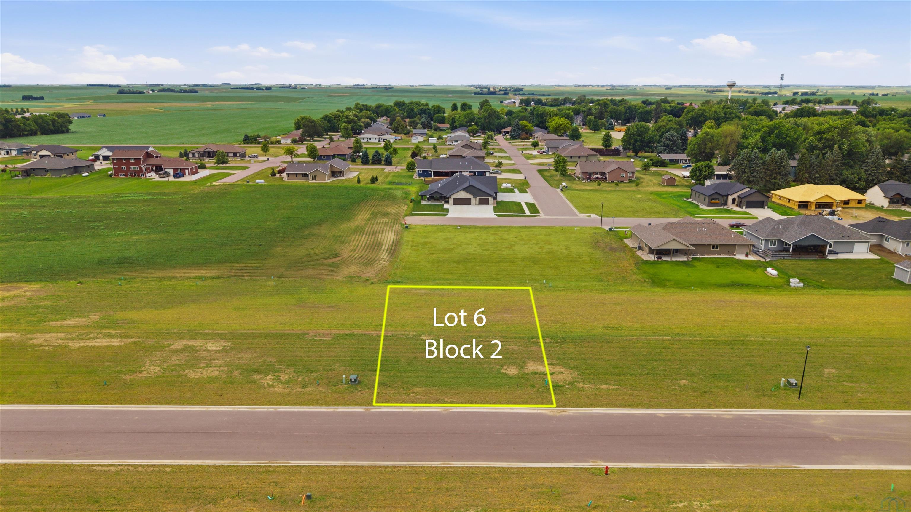 1502 Castle St, Larchwood, IA 51241 