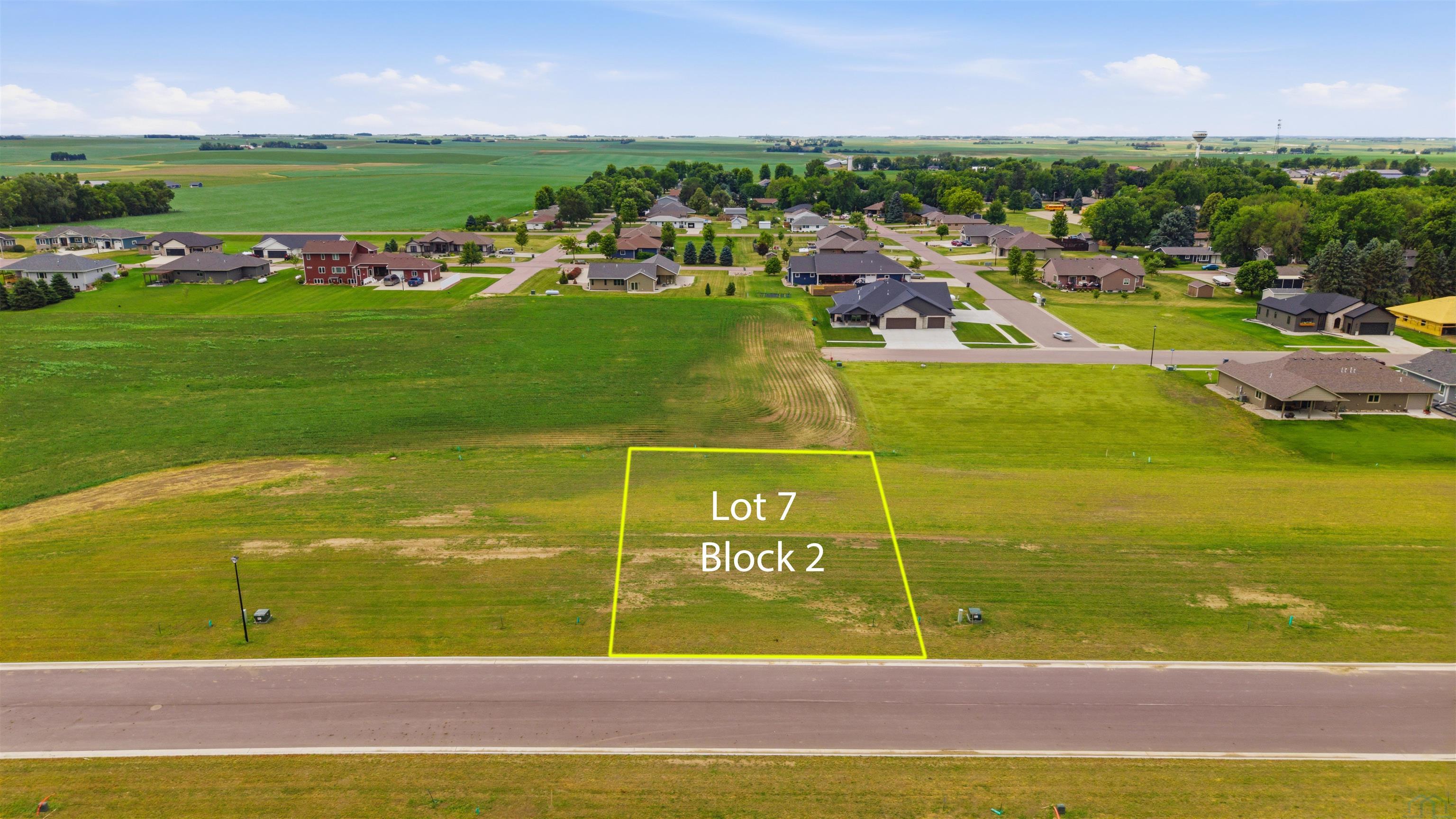 1504 Castle St, Larchwood, IA 51241 