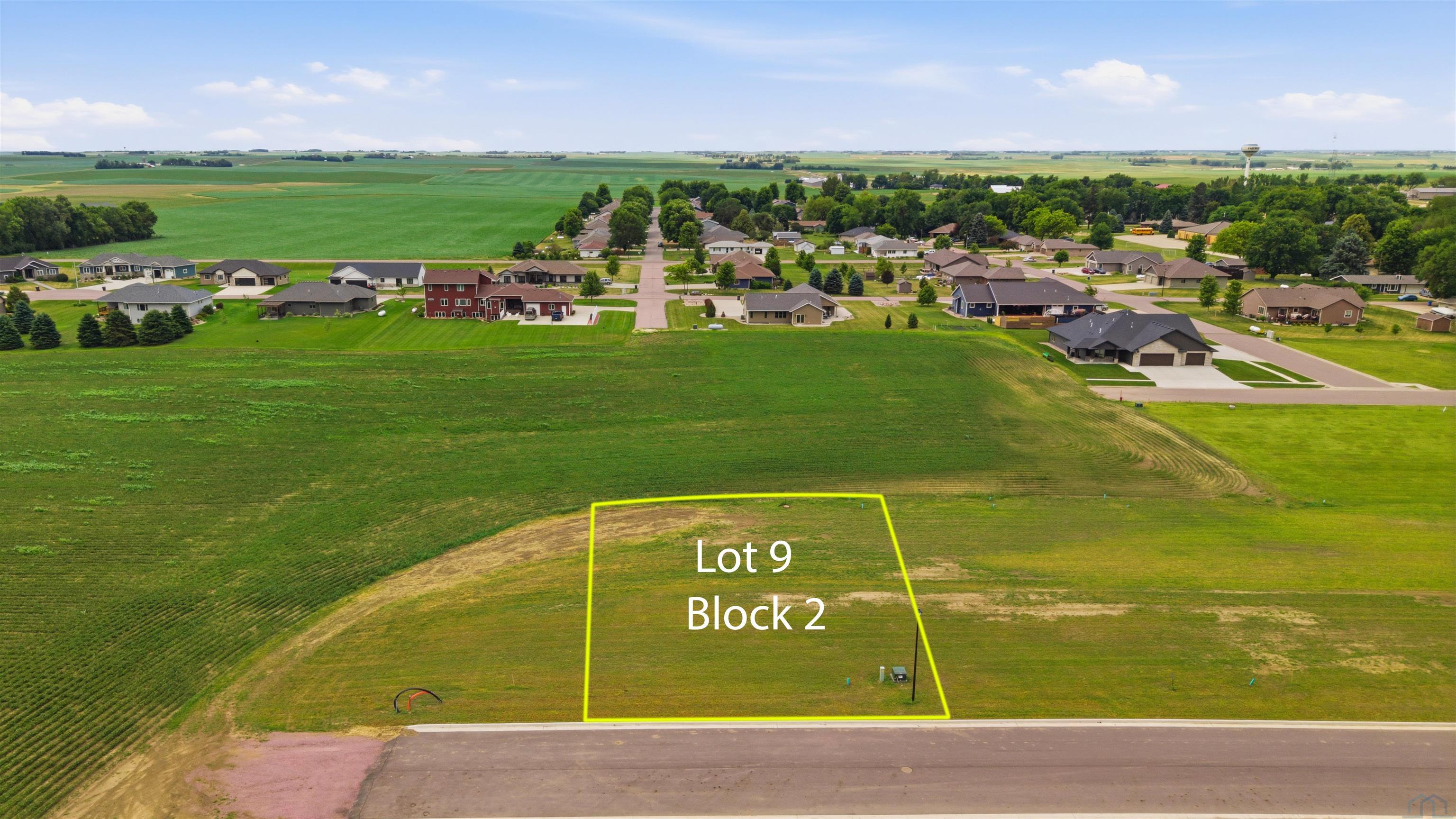 1508 Castle St, Larchwood, IA 51241 