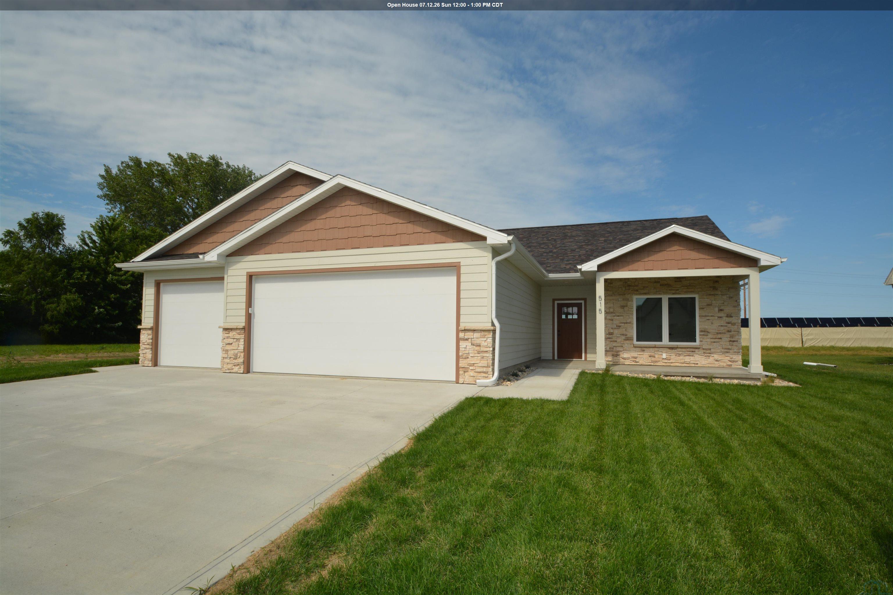 515 Zach Rd, Sergeant Bluff, IA 51054 