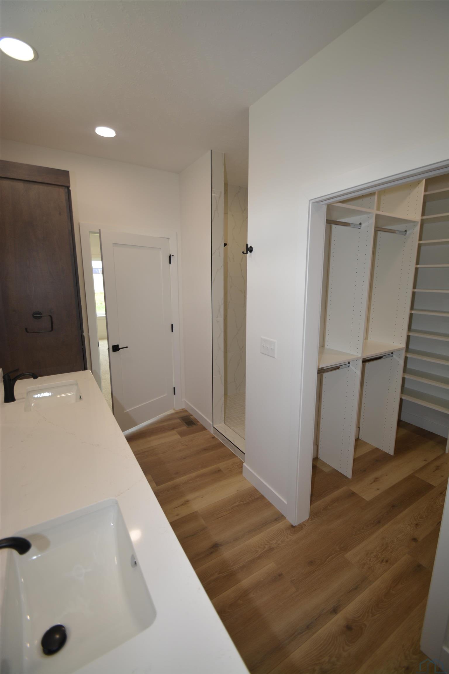 MLS #833658