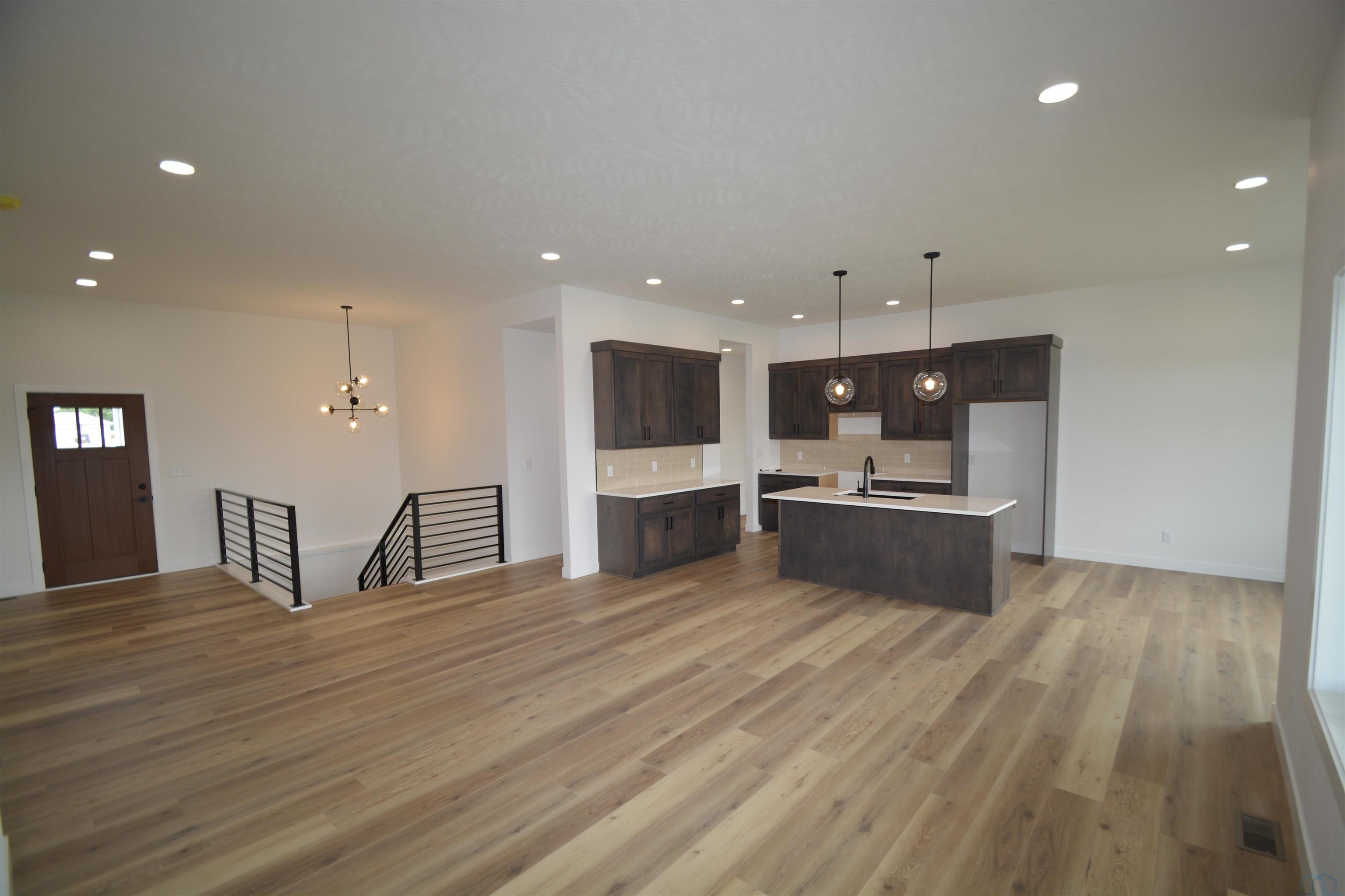MLS #833658