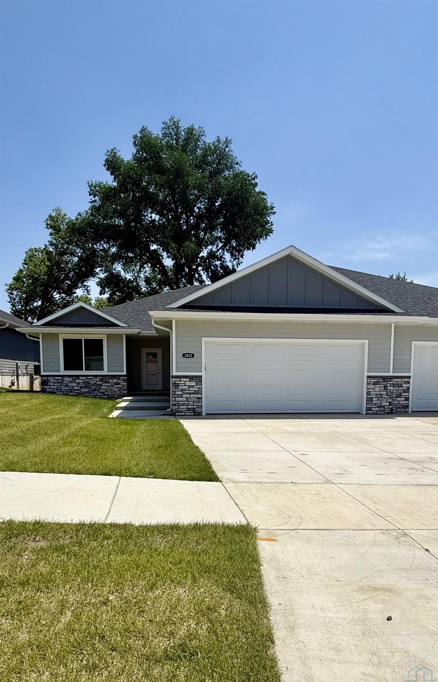 3422 Lafayette Court, Sioux City, IA 51104 