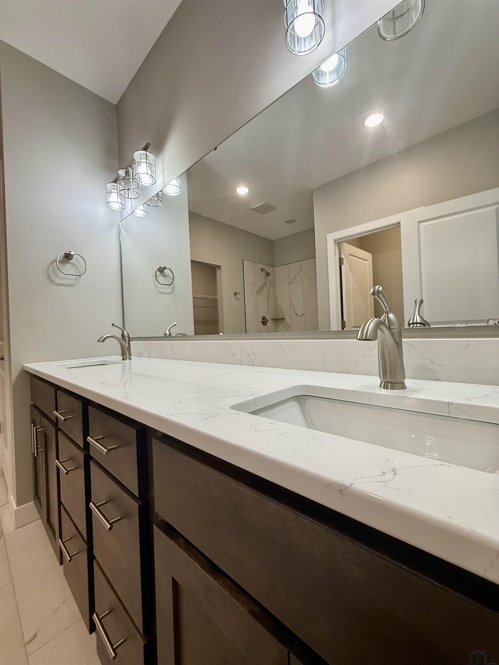 MLS #833661