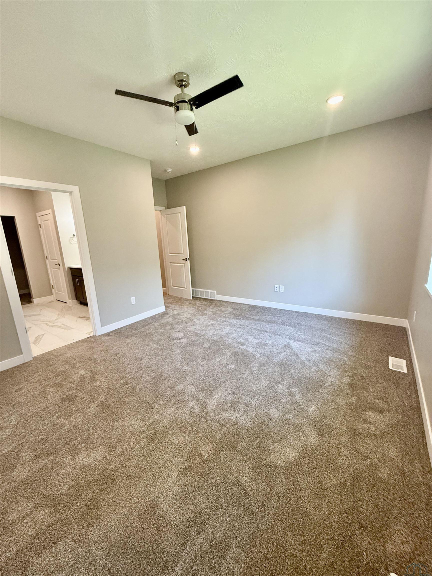 MLS #833661